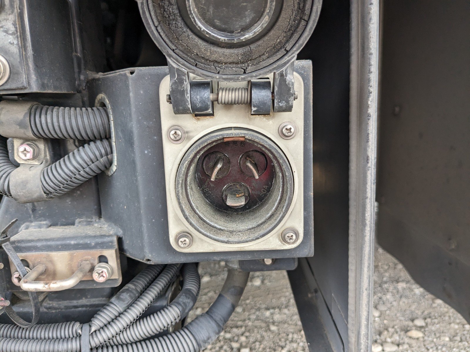 vehicle_image_20260518160736wMSNZXcJbx.jpg