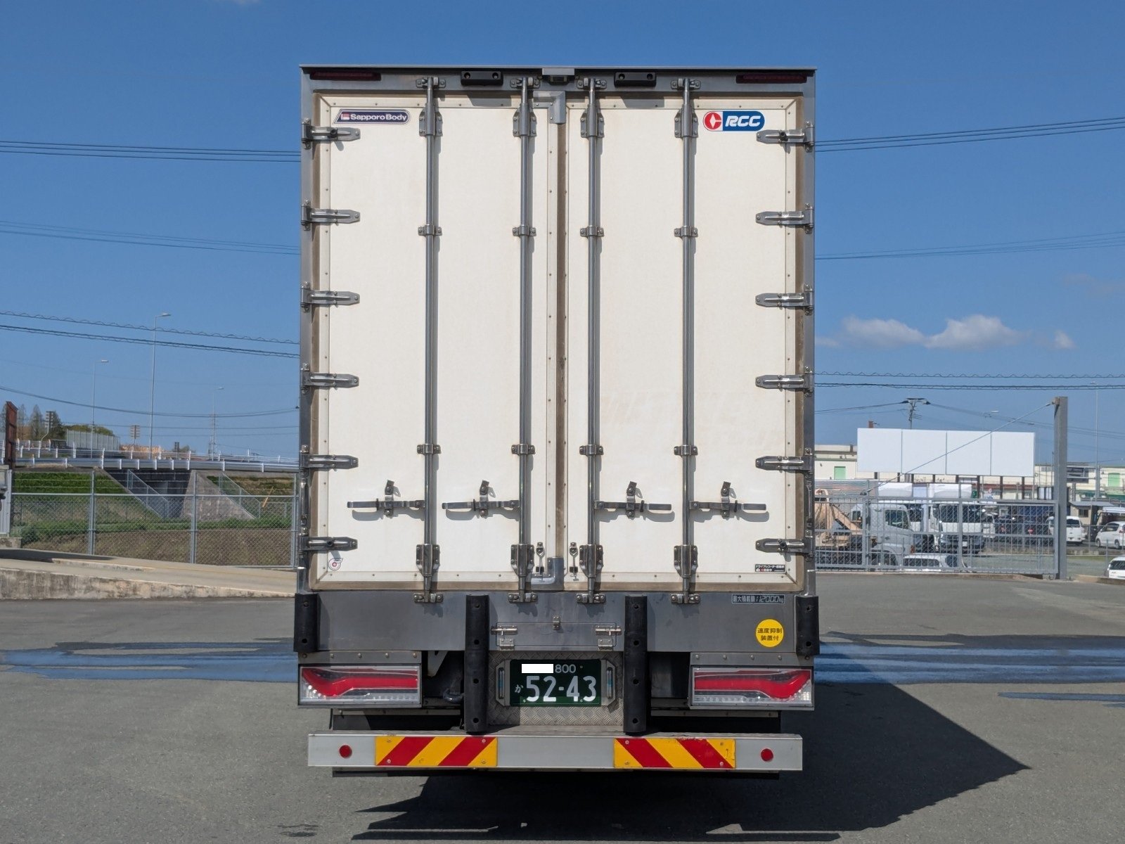 vehicle_image_20260408093501L7RChtjm7o.jpg