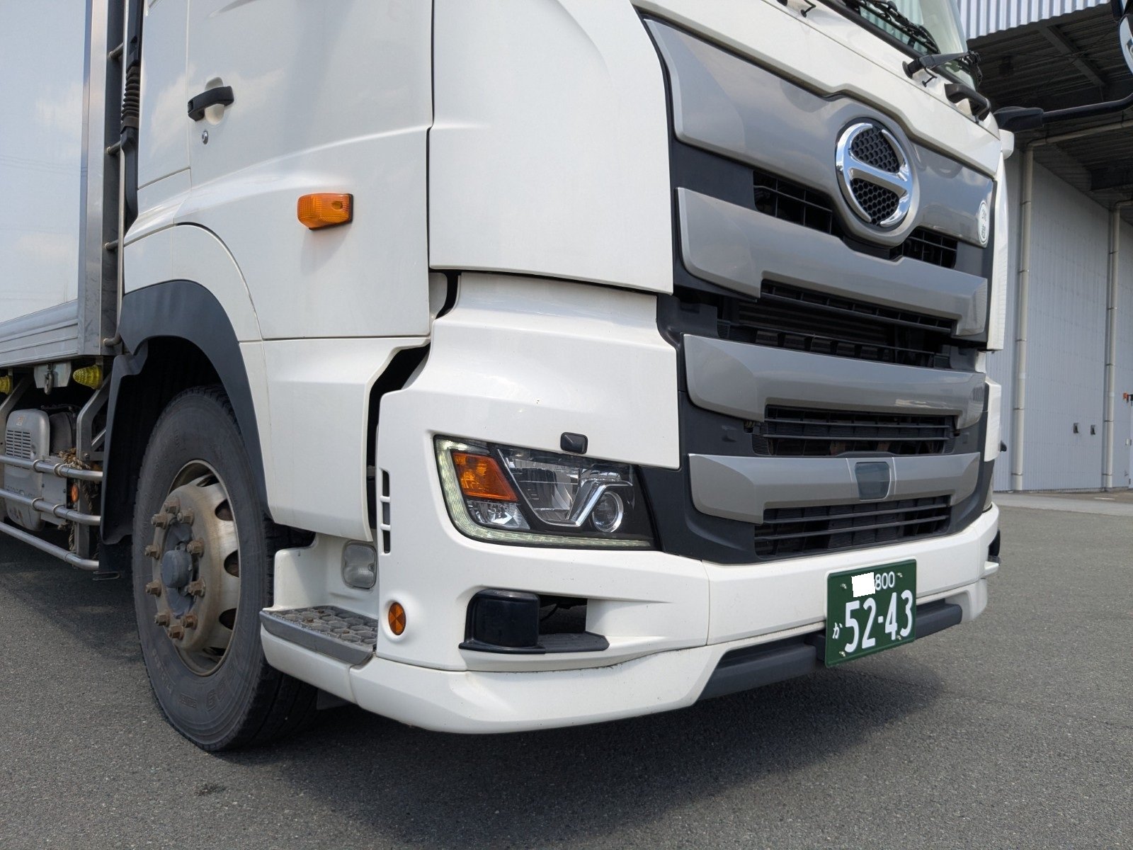 vehicle_image_20260408093501ixZkwEzPnT.jpg