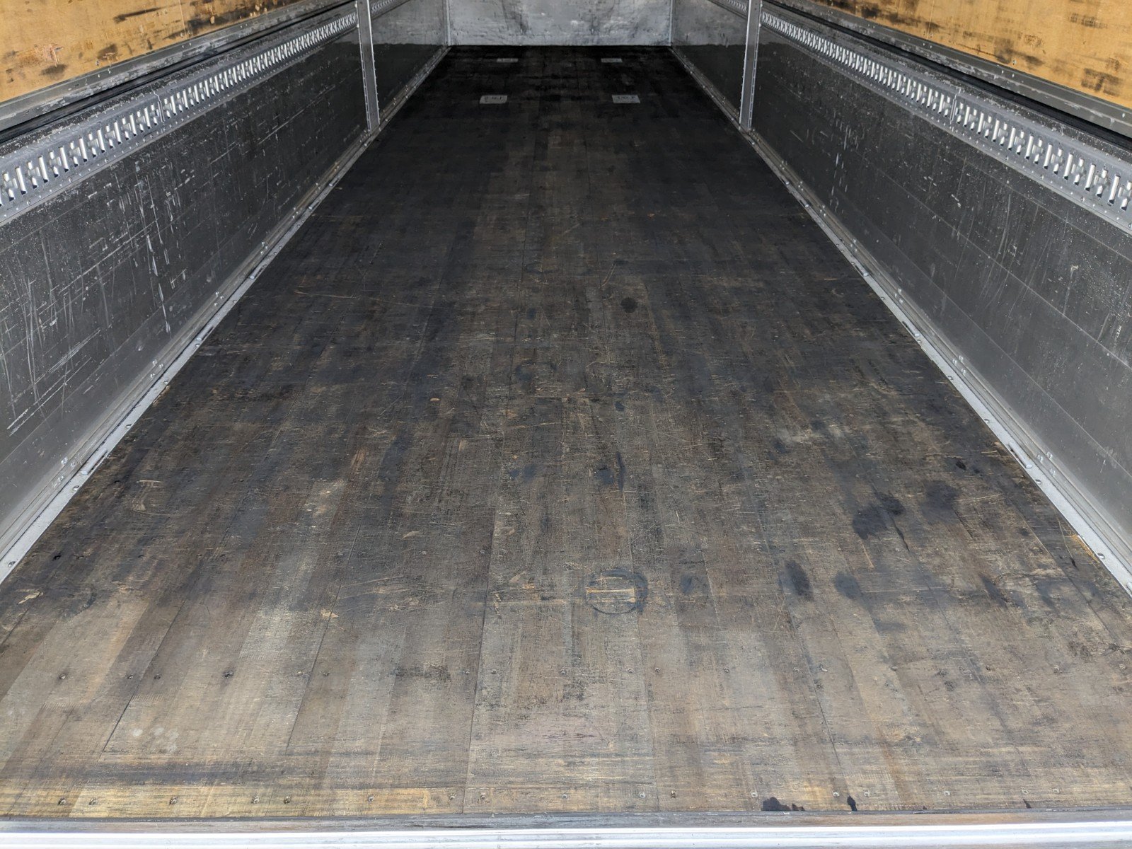 vehicle_image_20260410141111Rd5aJ1bYEp.jpg