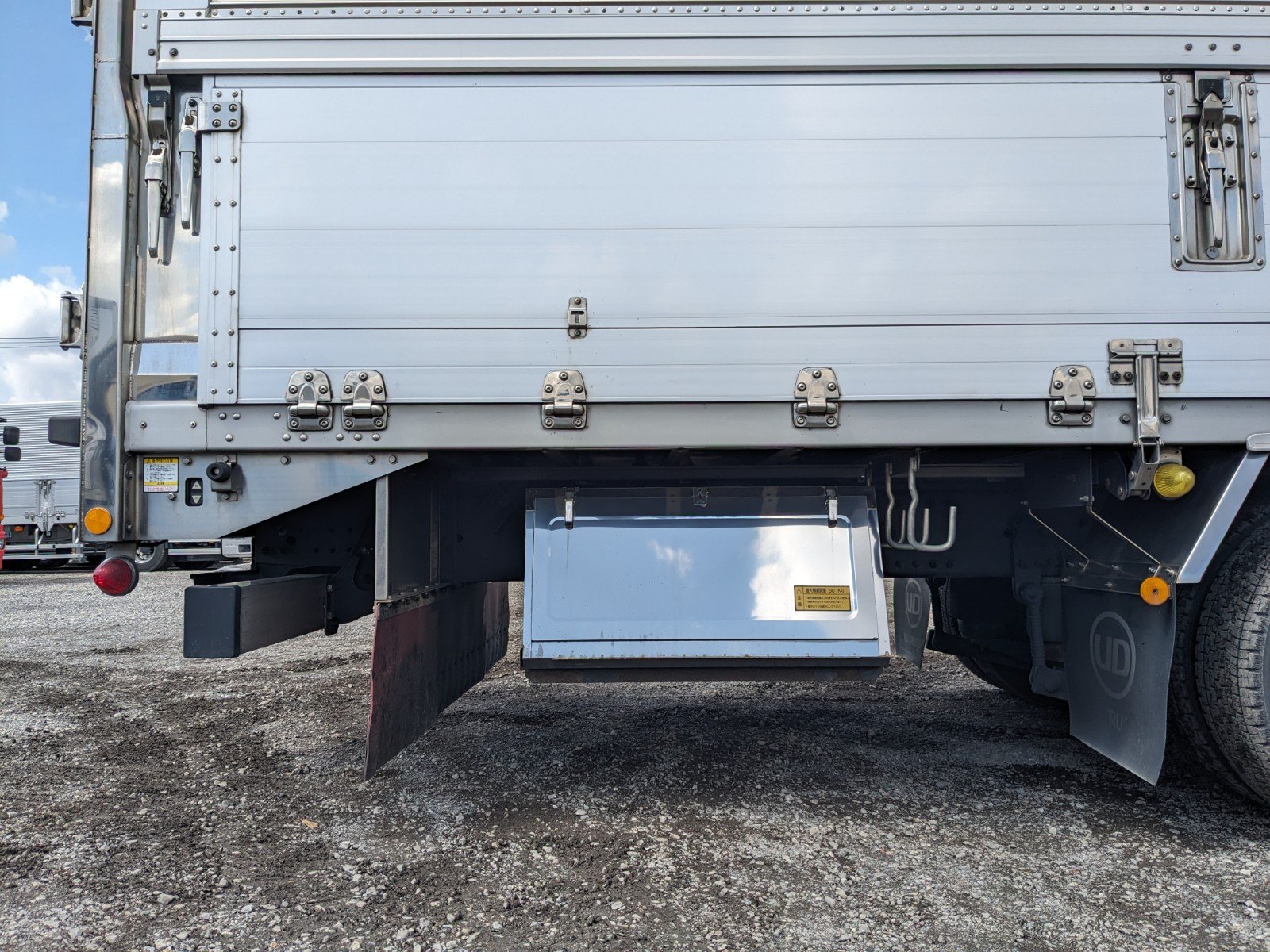 vehicle_image_20260410141111tdG9bj1Iib.jpg