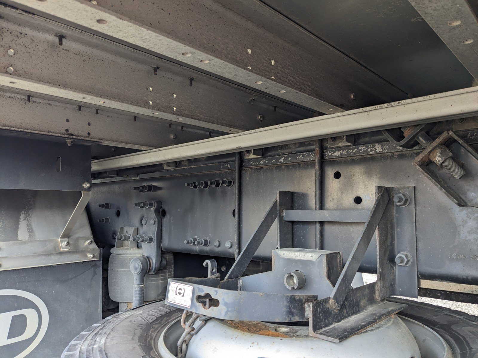 vehicle_image_20260410142501ctE8mUQtFd.jpg