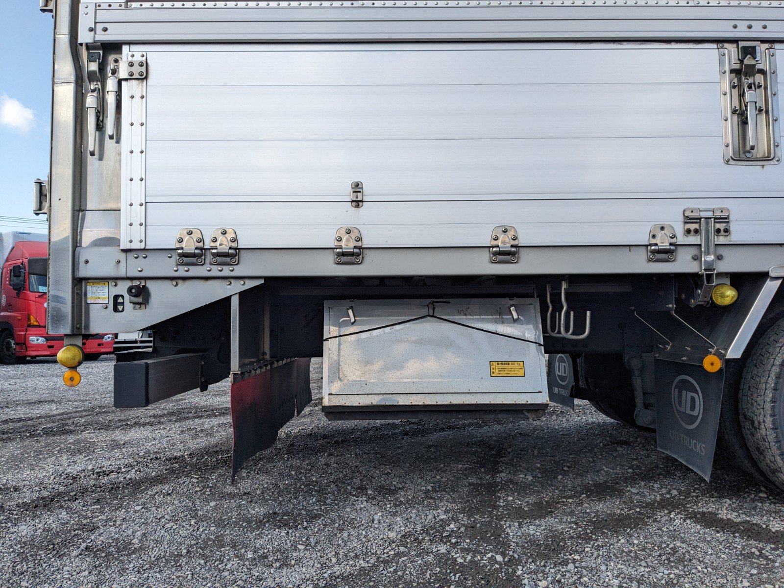 vehicle_image_20260410142501kz0lD0TMU2.jpg