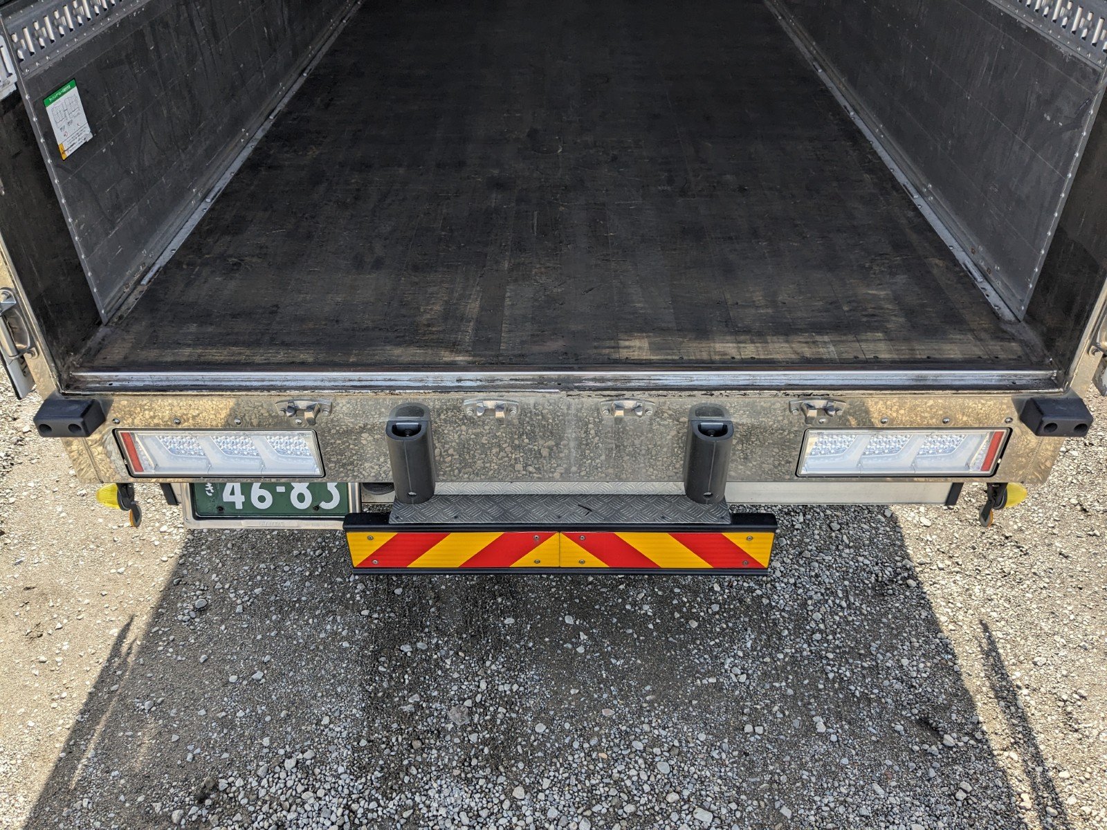 vehicle_image_20260410142501uQR1cOptc5.jpg