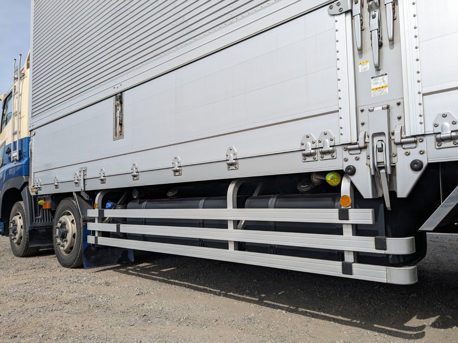 vehicle_image_202605261858405fCqOT0nvy.jpg
