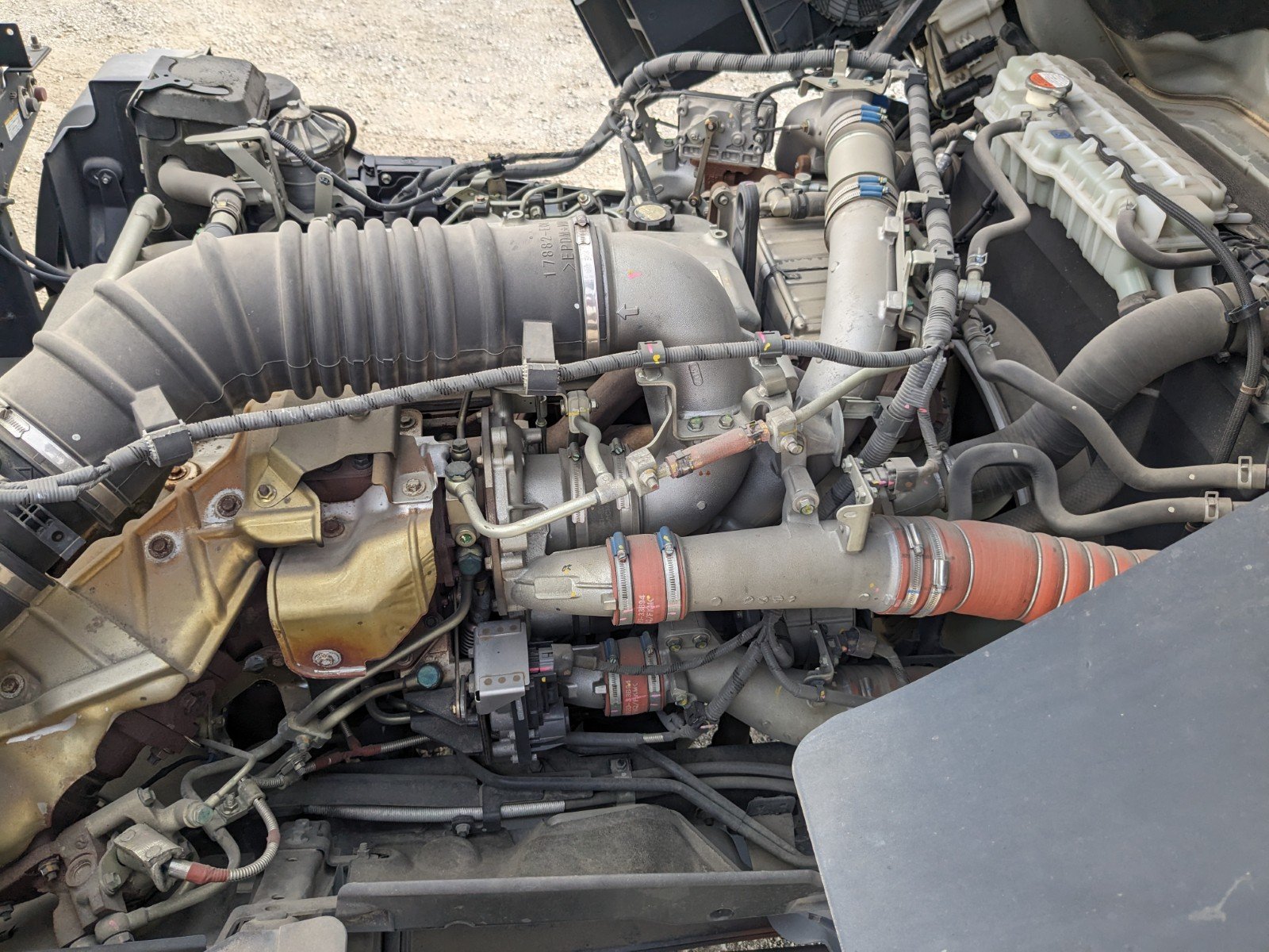 vehicle_image_20260526185840XTdXemD8xG.jpg