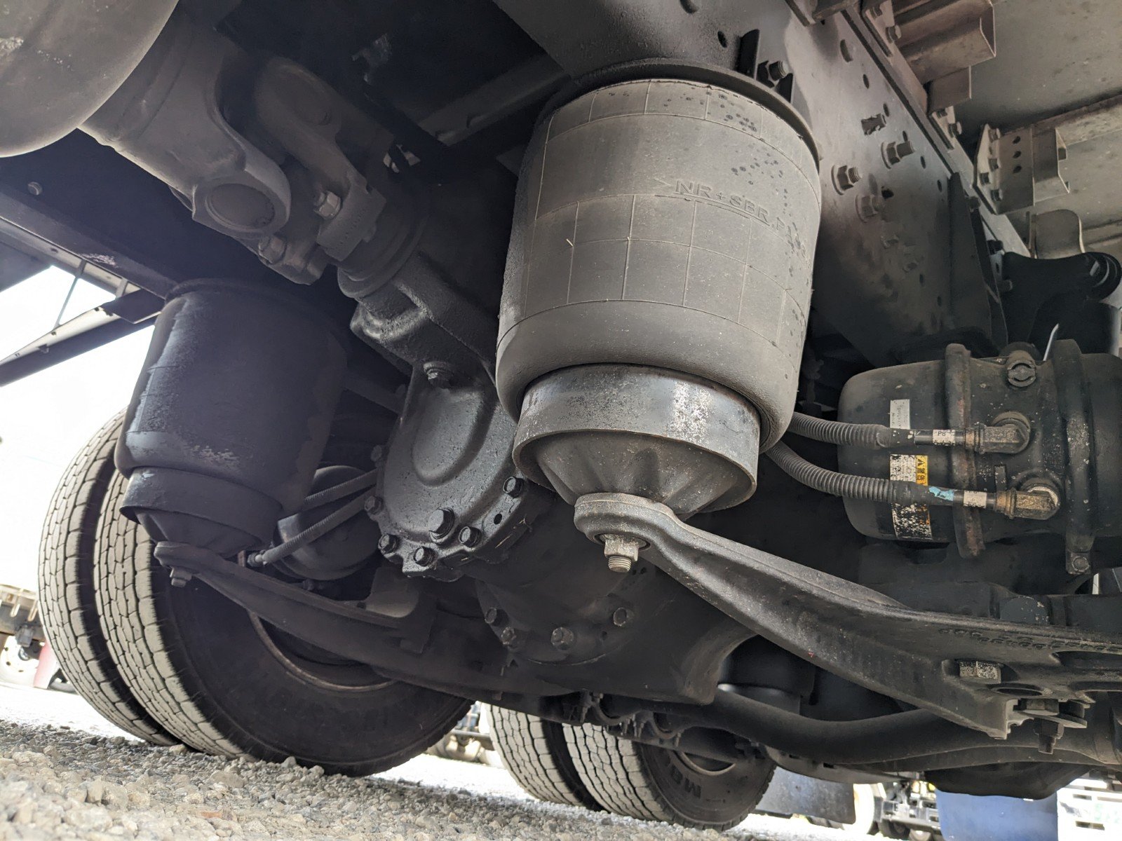 vehicle_image_20260526185840bPtZM4NCjr.jpg