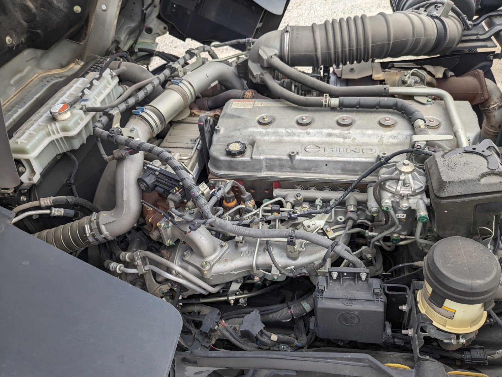 vehicle_image_20260526185840y8k5sQNAXa.jpg