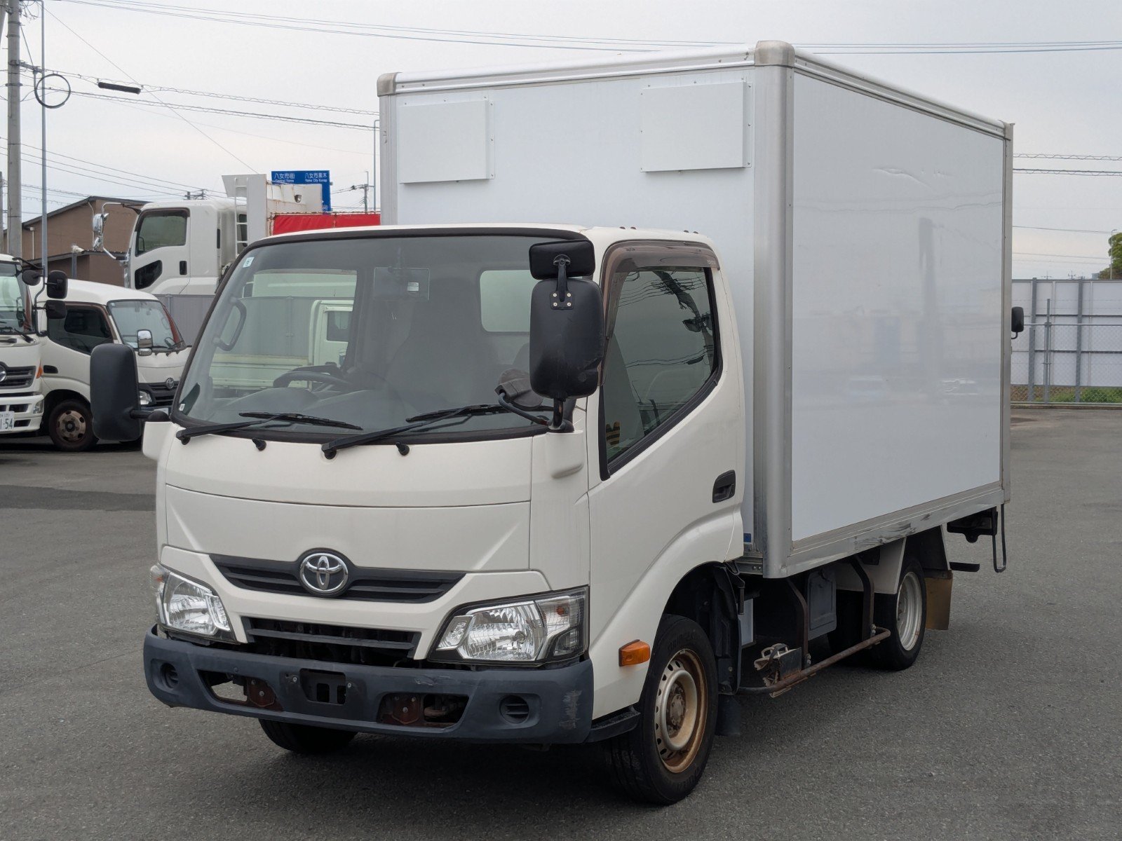 vehicle_image_20260414091119EZxrZuOegG.jpg