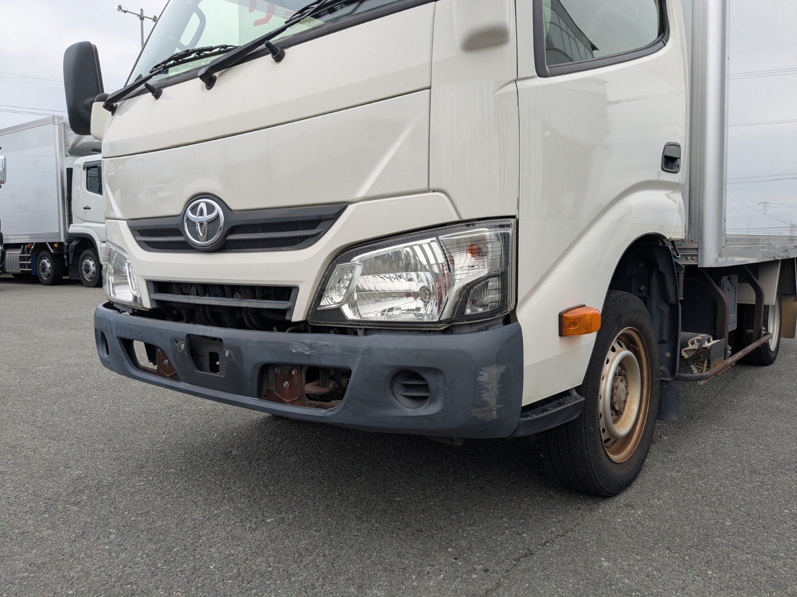 vehicle_image_20260414091119Ge6l08fXvf.jpg