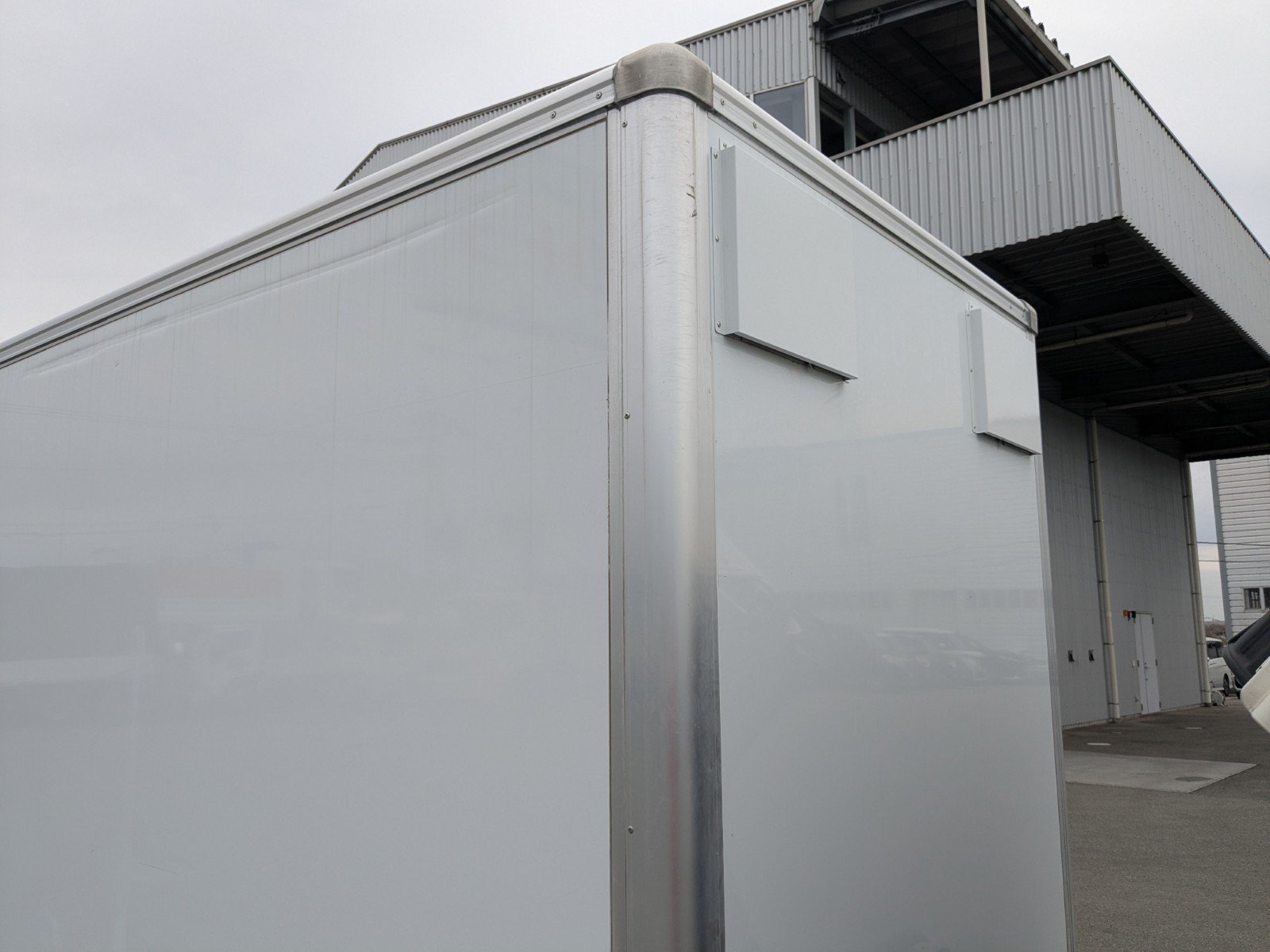 vehicle_image_20260414091119rV74g8hzX3.jpg