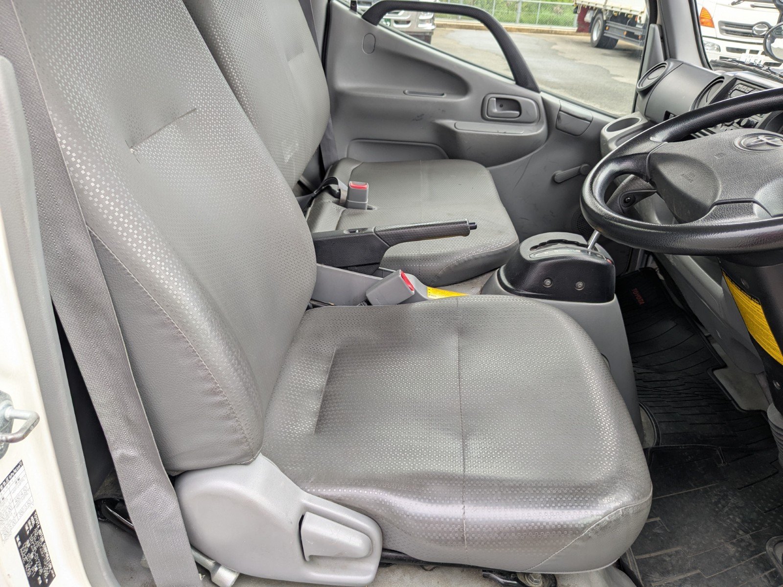 vehicle_image_20260414091119w3WS6UpSpP.jpg