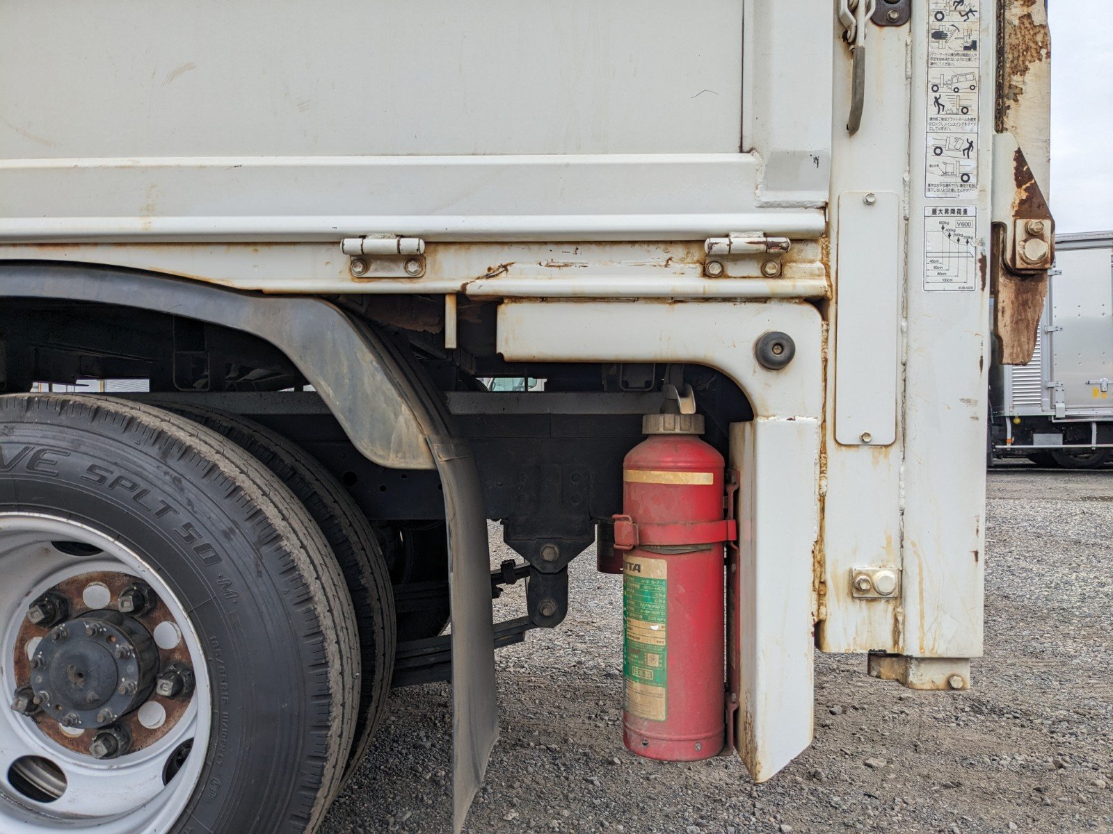 vehicle_image_20260507180836DP8pN1NLIU.jpg