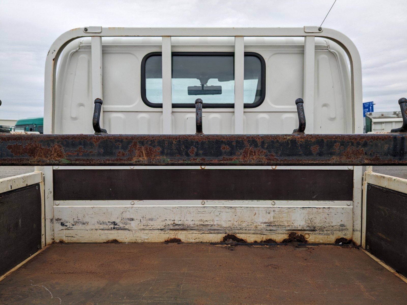 vehicle_image_20260507180836qhYzzN0jqV.jpg