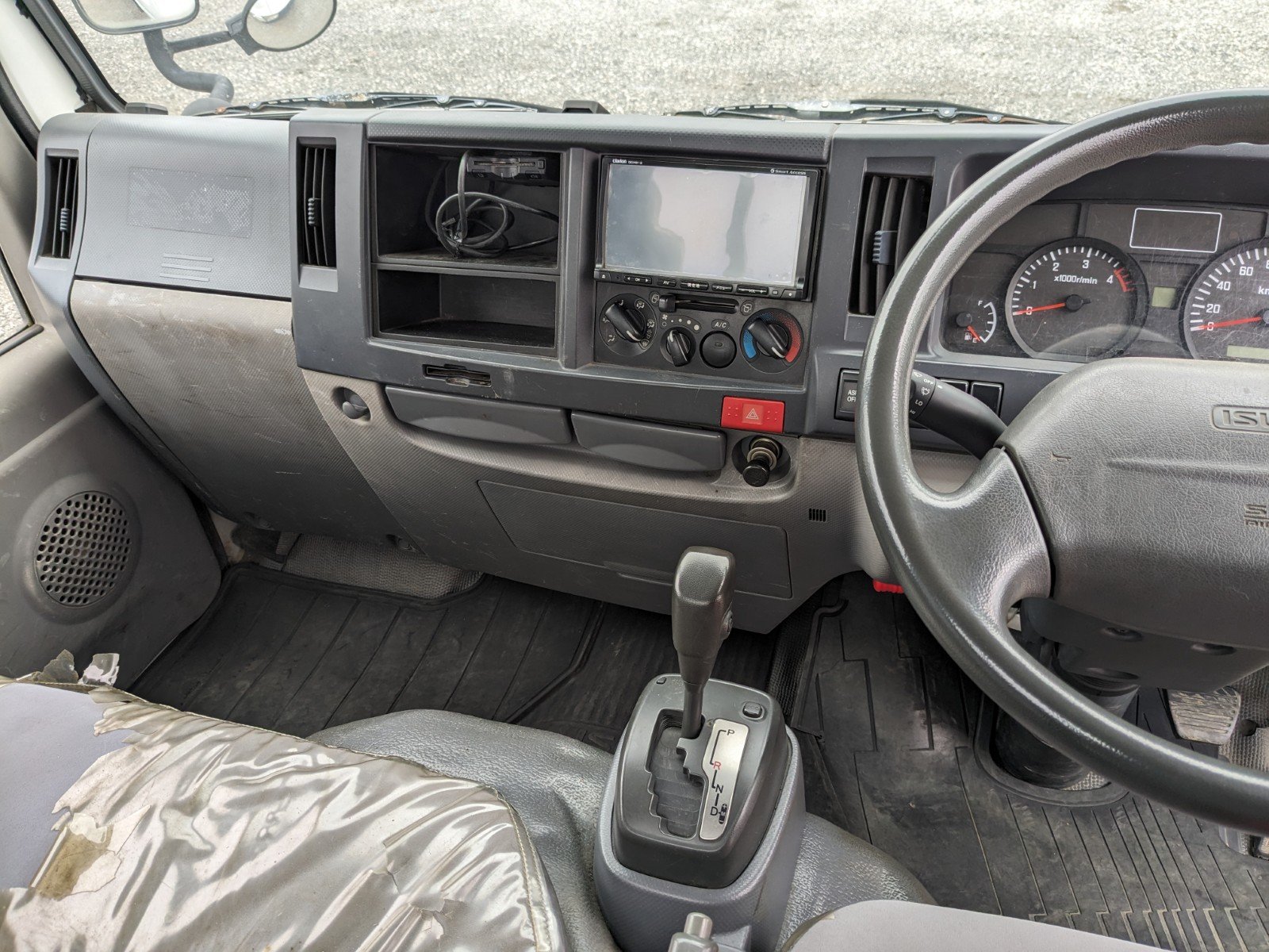 vehicle_image_20260507181506T0SxtdvRoz.jpg
