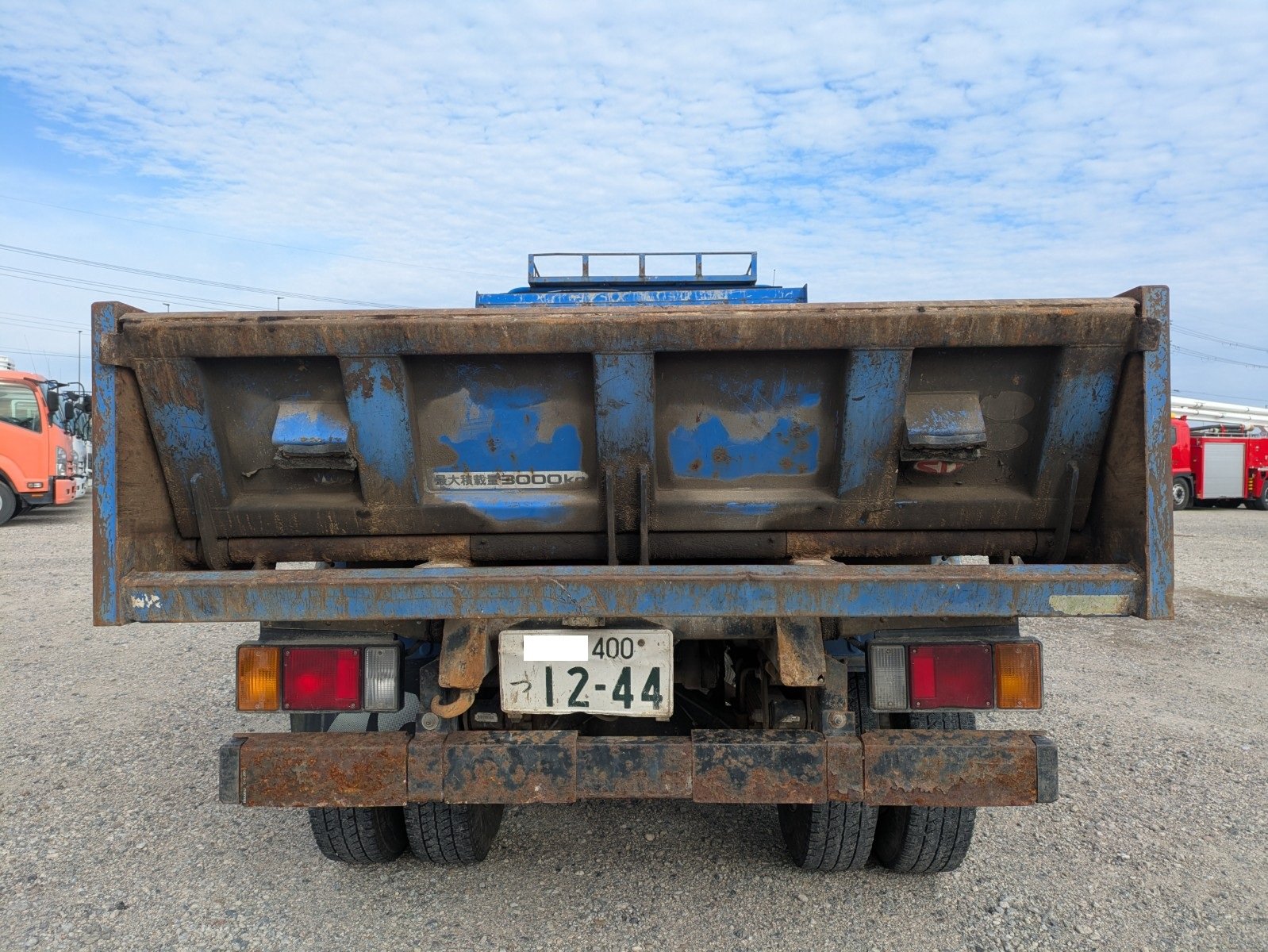 vehicle_image_2026042217221673GCfm26V8.jpg