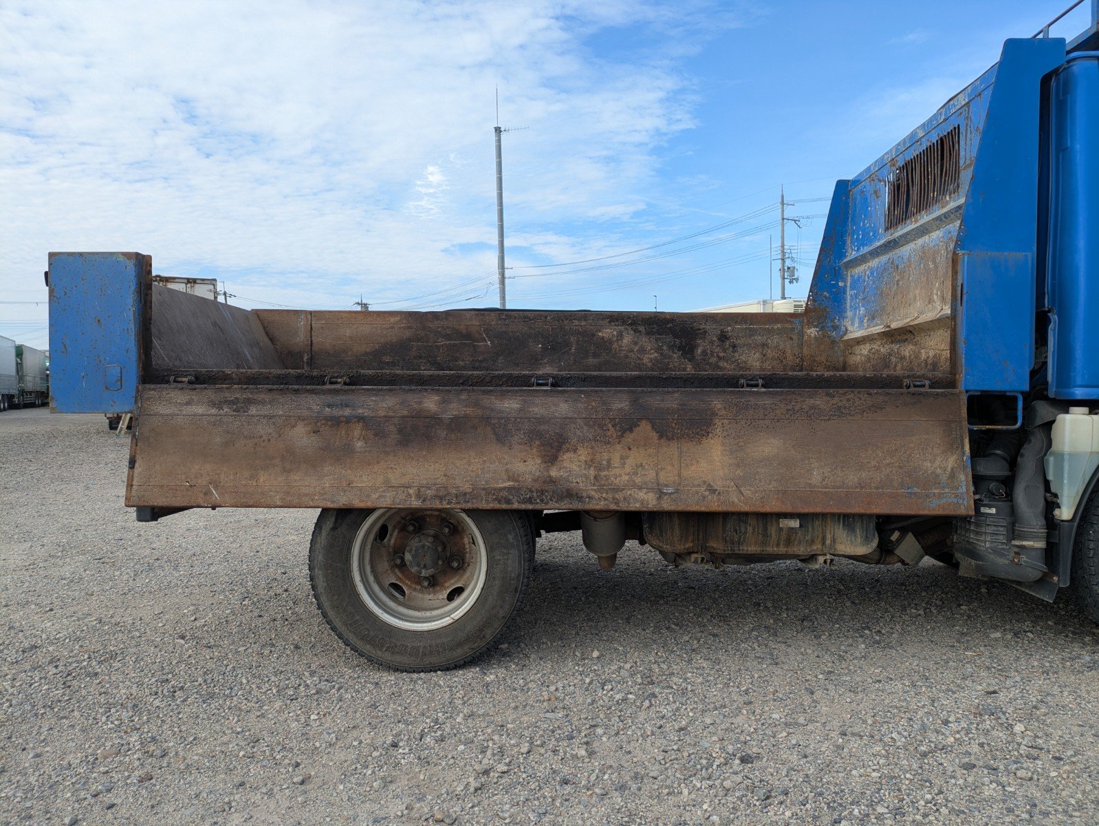 vehicle_image_20260422172216mSx1J1f1hU.jpg