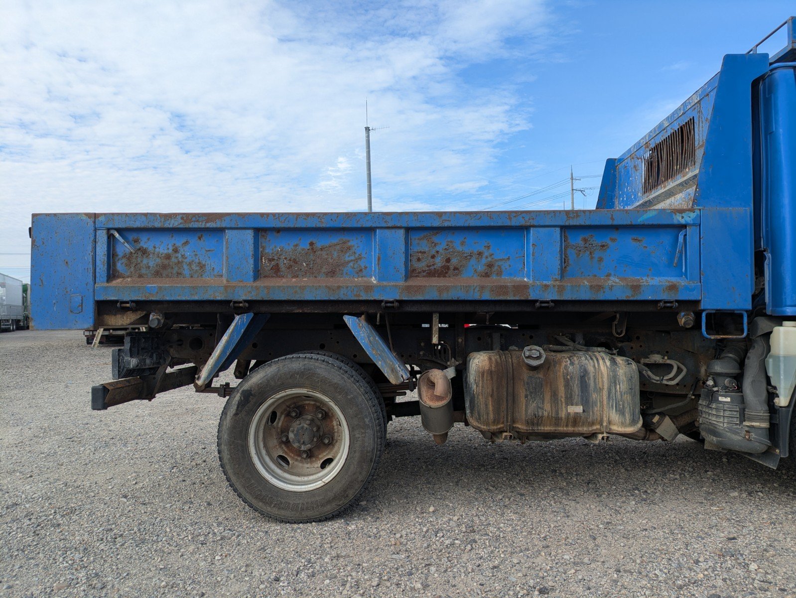 vehicle_image_20260422172216sdpVyqtufD.jpg