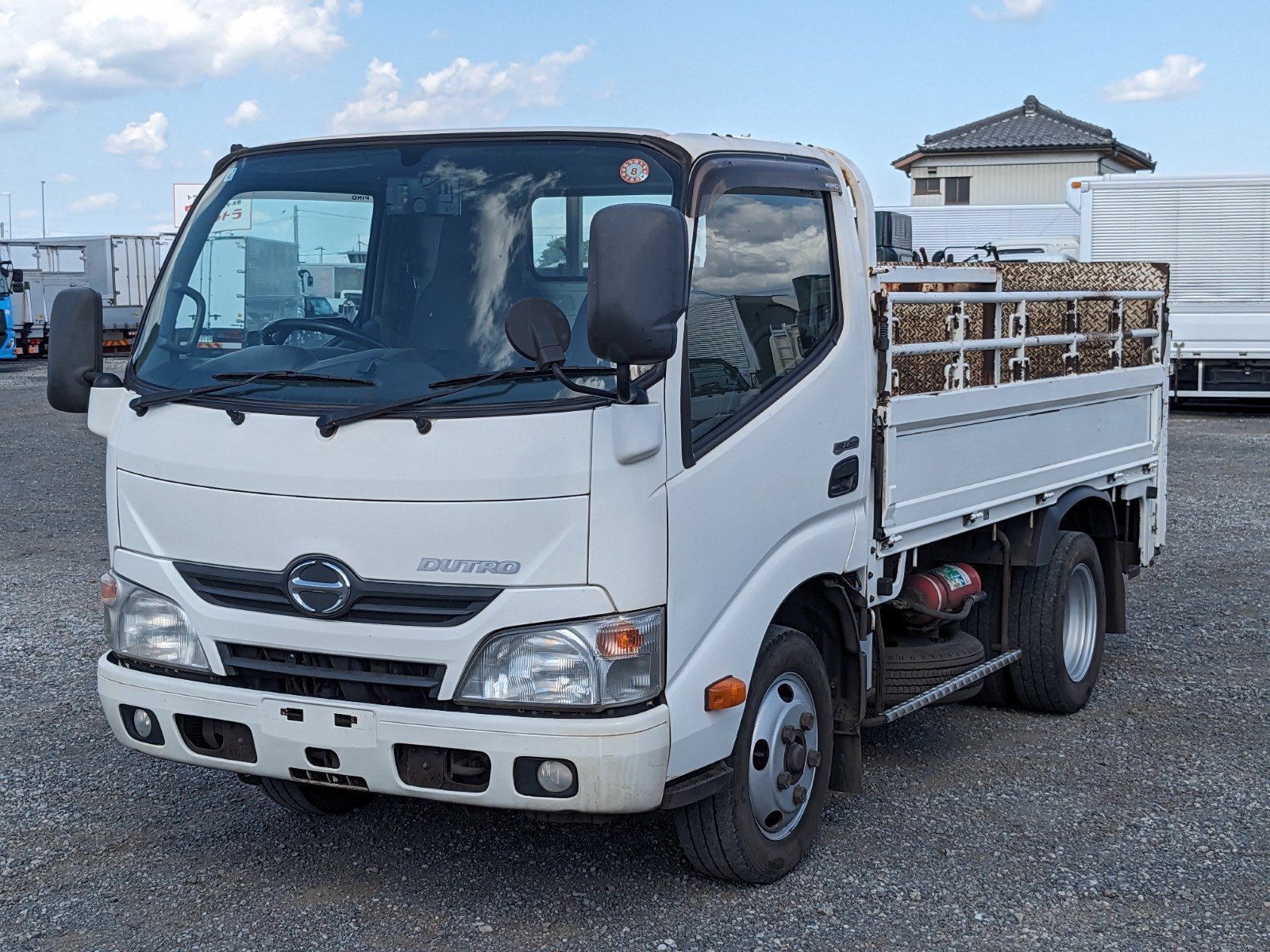 vehicle_image_20260513133027Odi22n1nXo.jpg