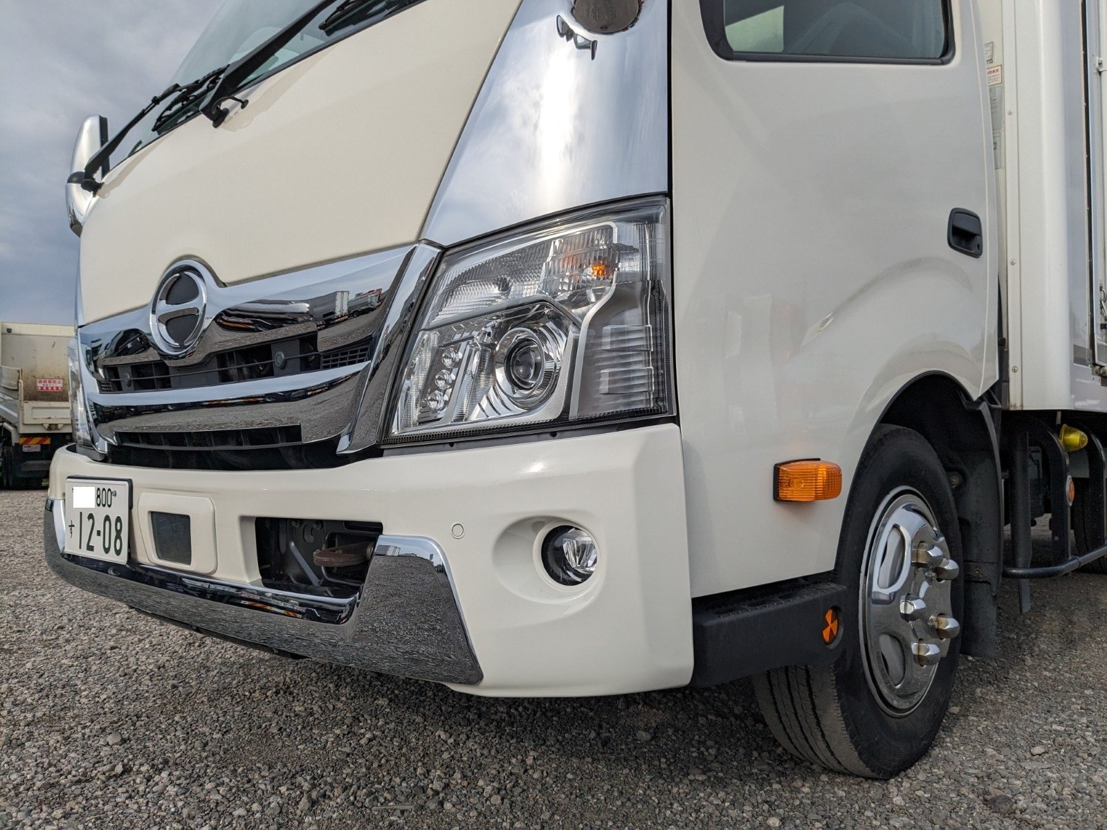 vehicle_image_20260513120047WnKjMjUDMW.jpg