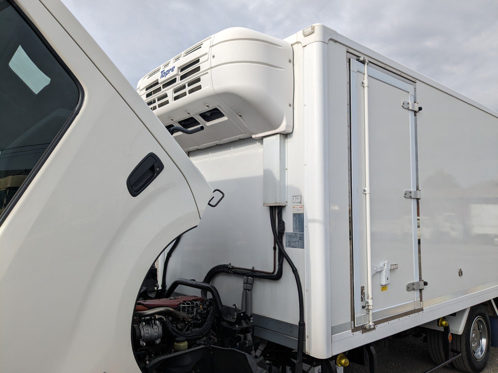vehicle_image_20260513120047ZeWzcjZb9E.jpg