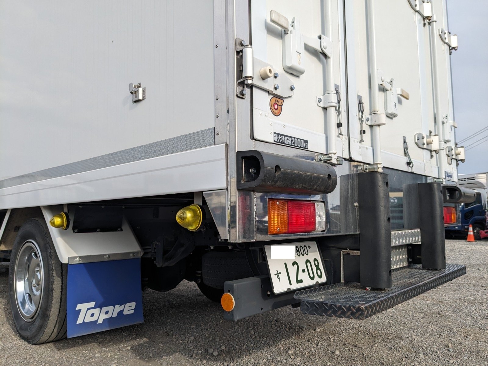 vehicle_image_20260513120047d9BO5TMZNU.jpg