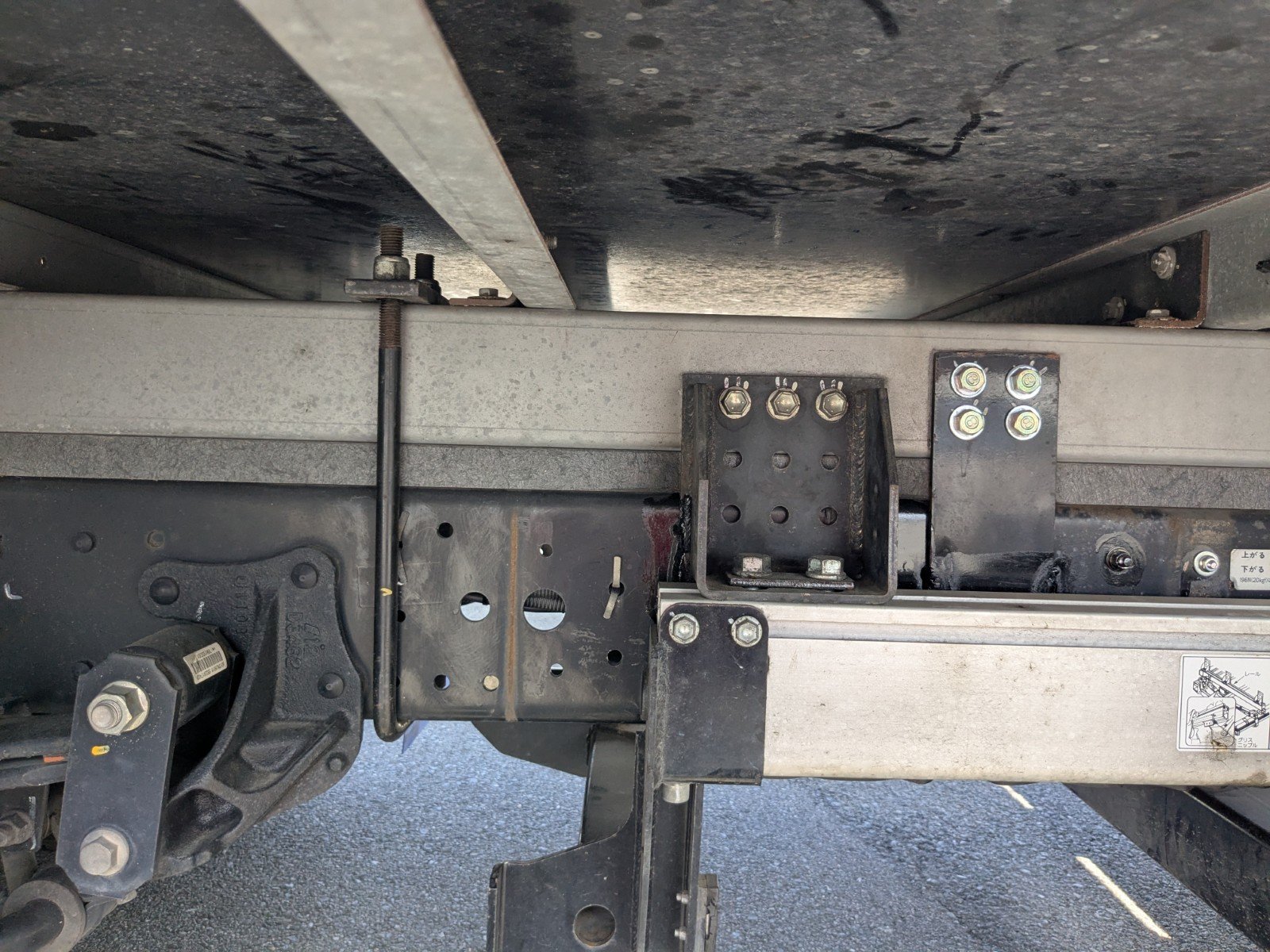 vehicle_image_20260601093223B4BYtZ4rIZ.jpg