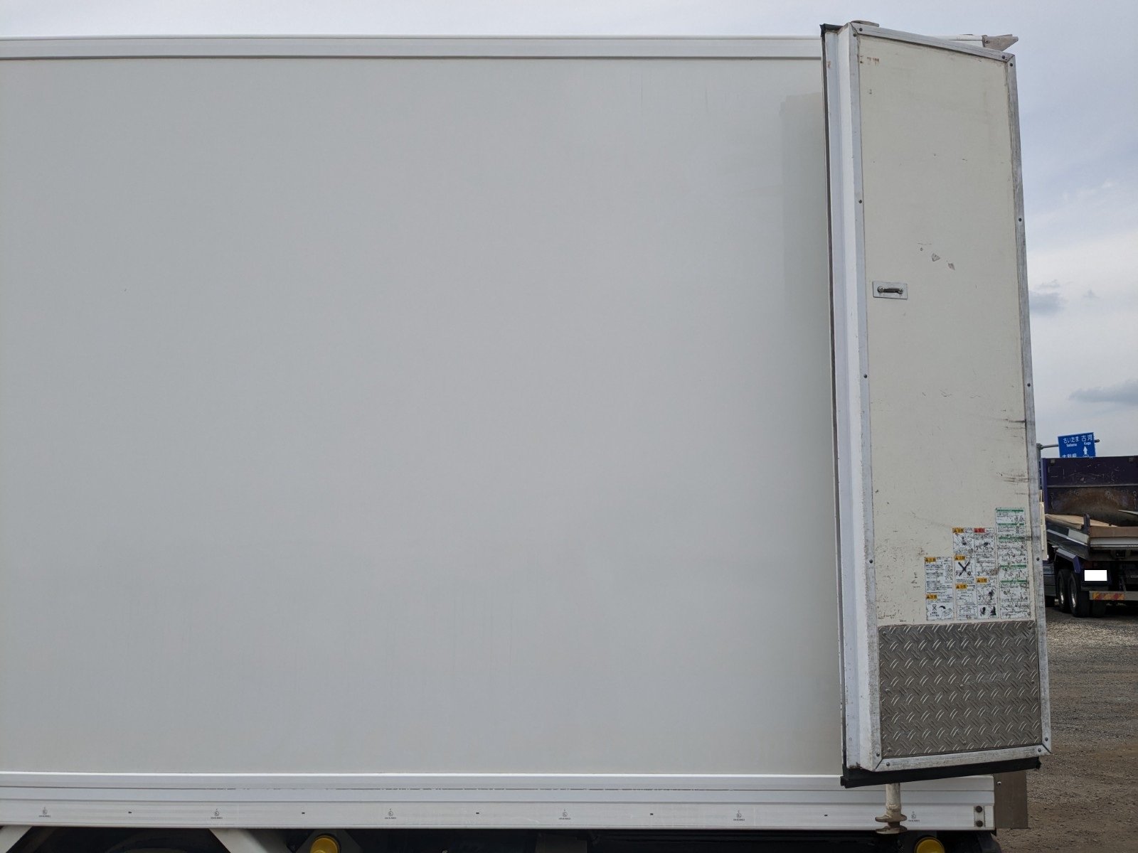 vehicle_image_20260606143010bXYC05kQSb.jpg