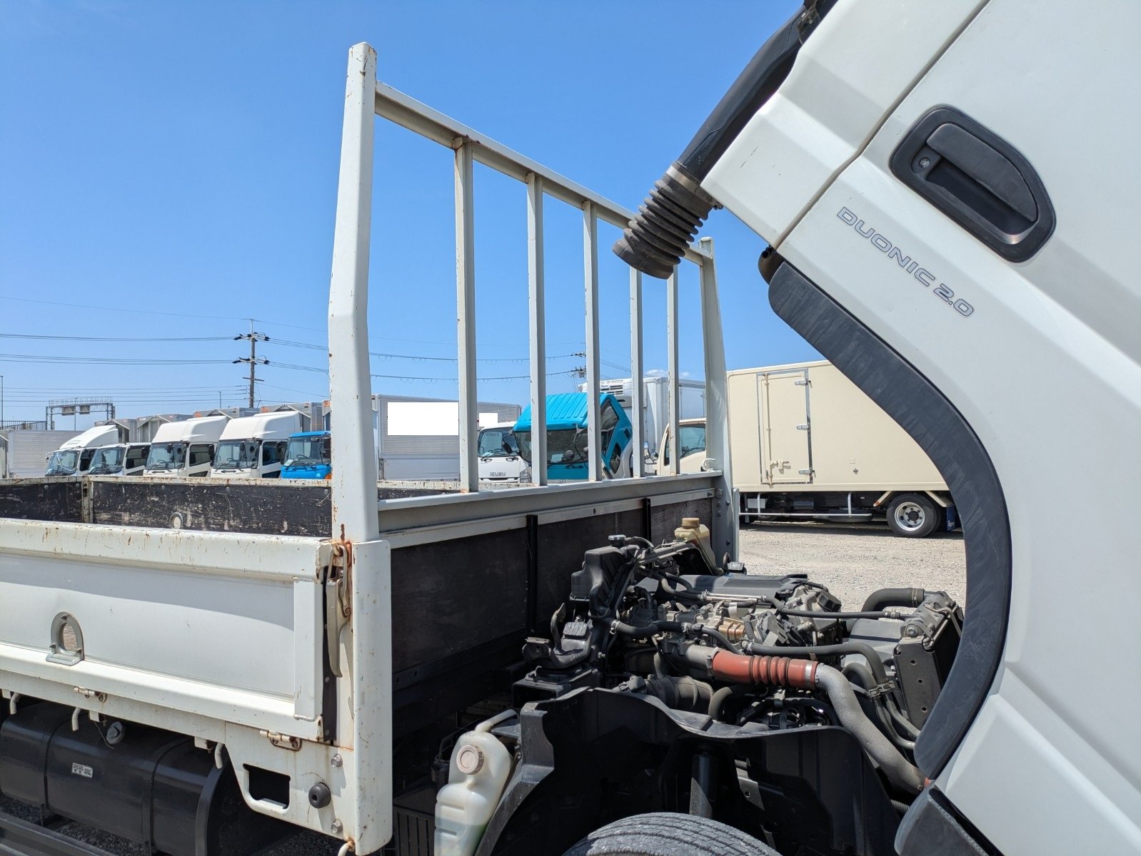 vehicle_image_20260513101553jhbXoPksey.jpg