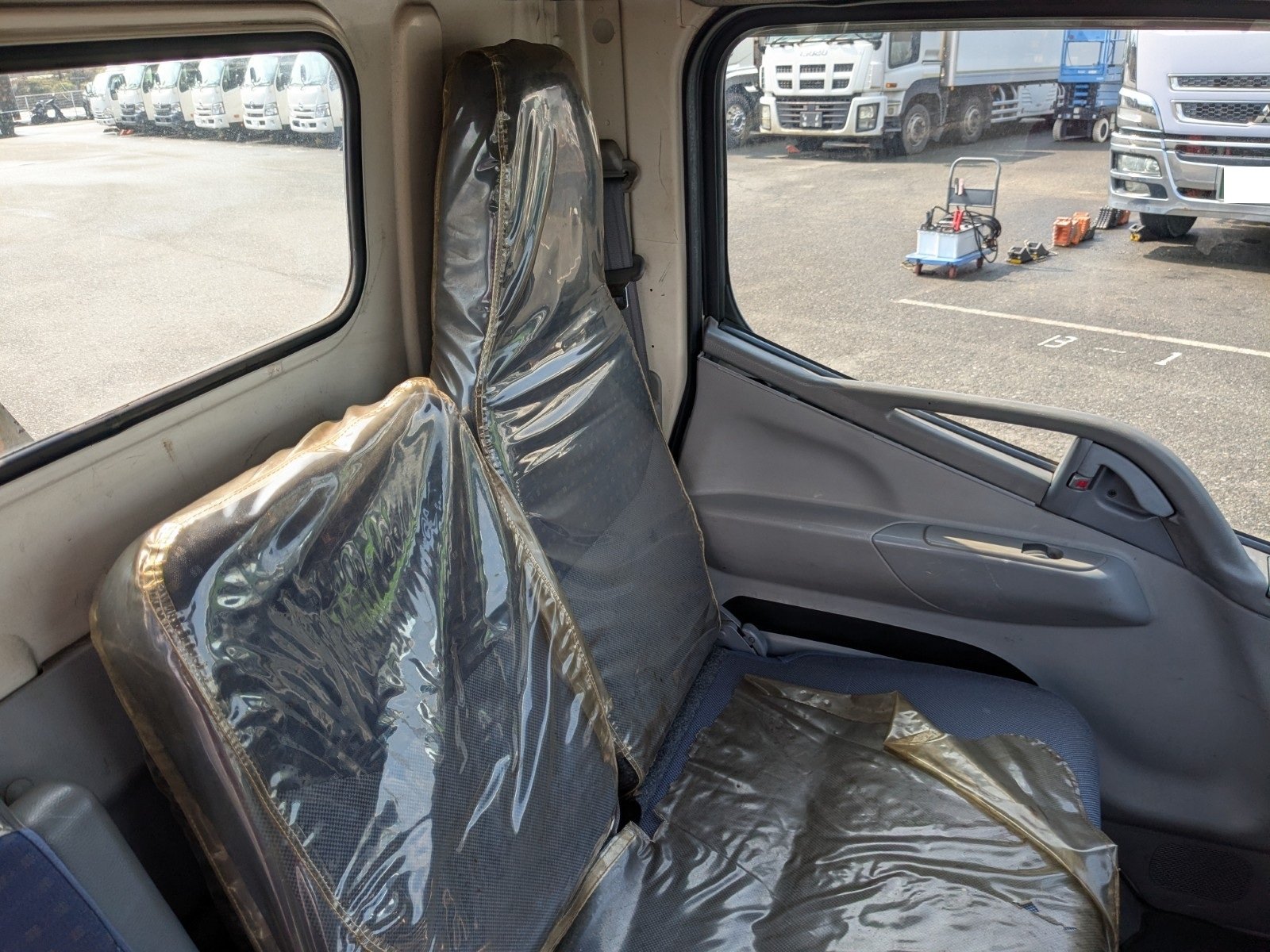 vehicle_image_20260403180035YP3PRc5TlB.jpg
