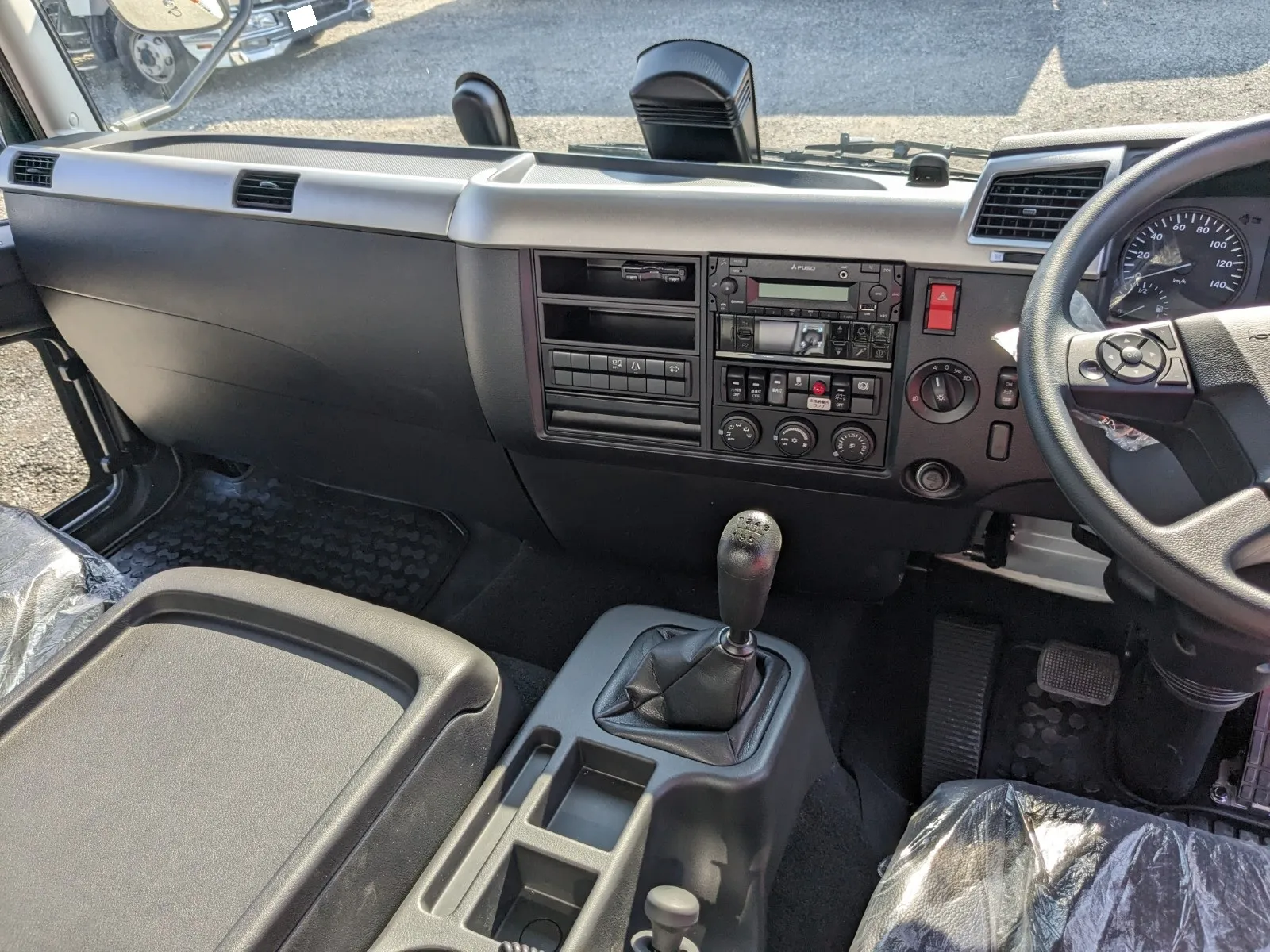 vehicle_image_20260713092526eH5jscvHzs.webp
