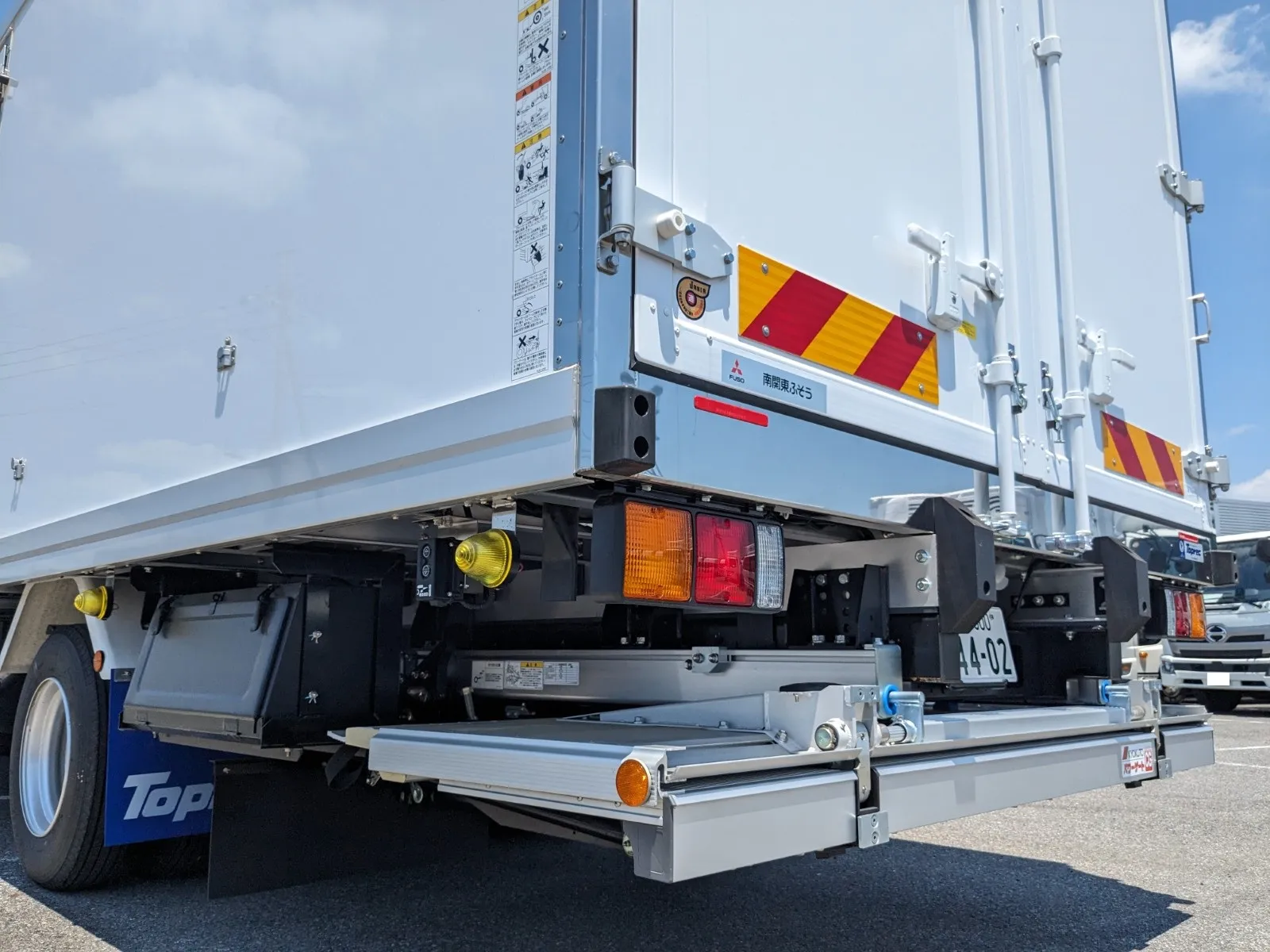 vehicle_image_202607140943245GsFwk0sMt.webp