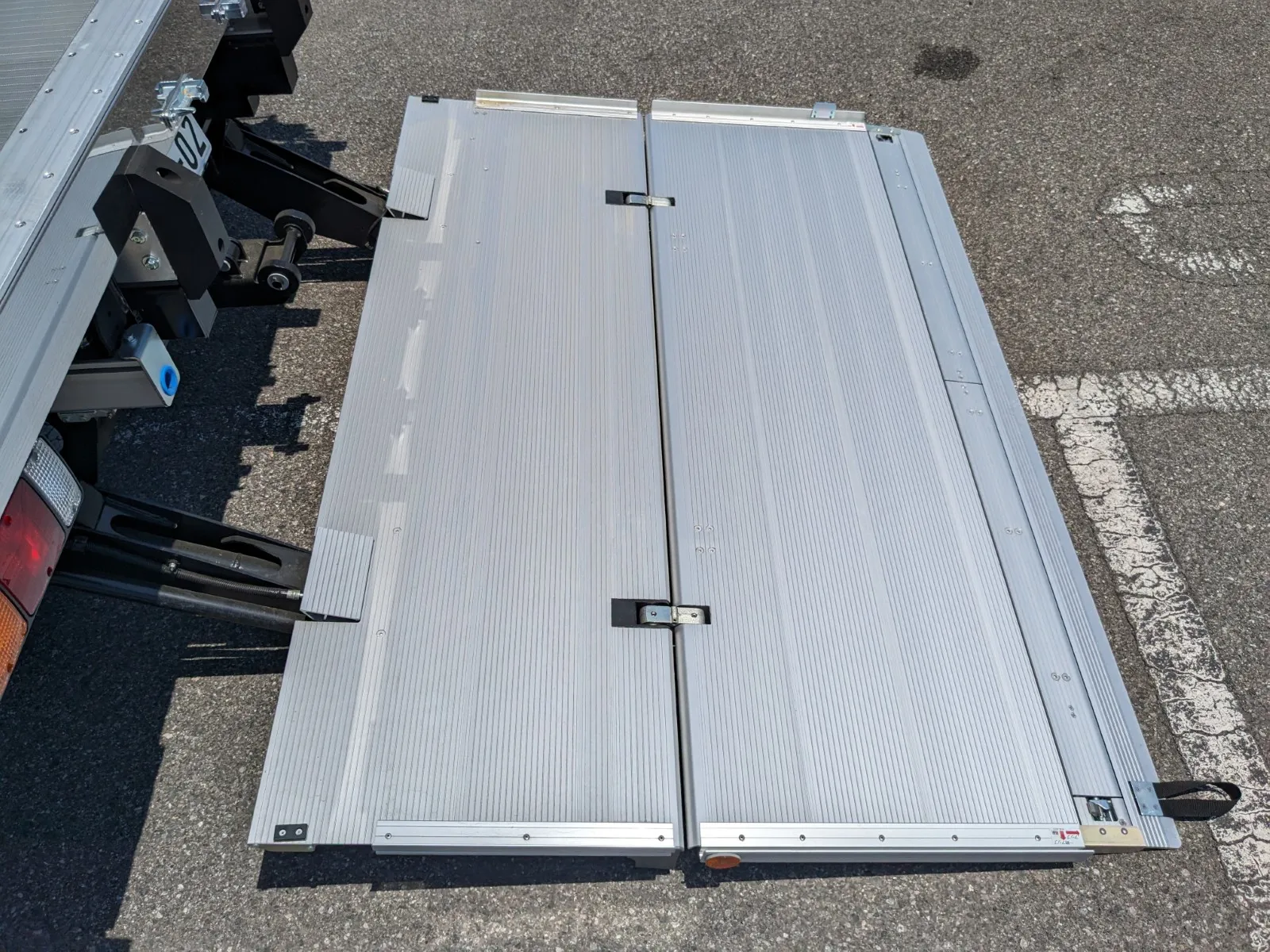 vehicle_image_20260714094325lHGXwUfLCS.webp