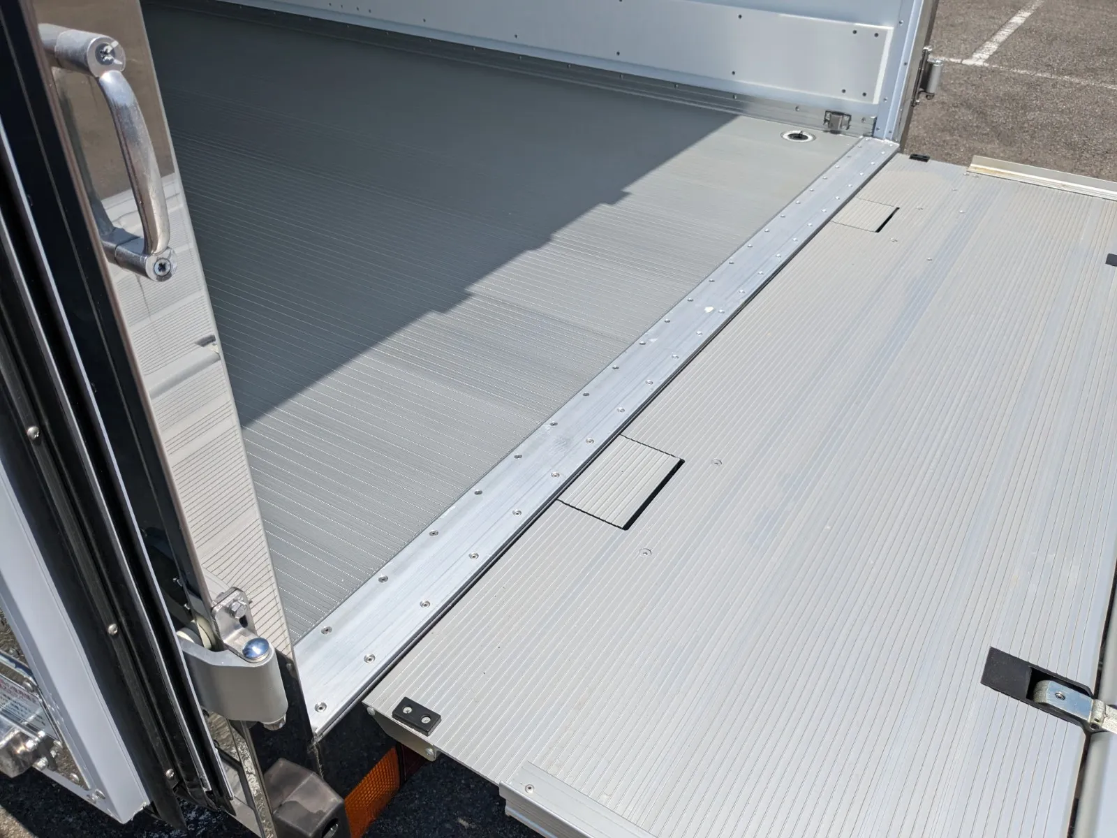 vehicle_image_20260714094326nbyS3KnVHR.webp