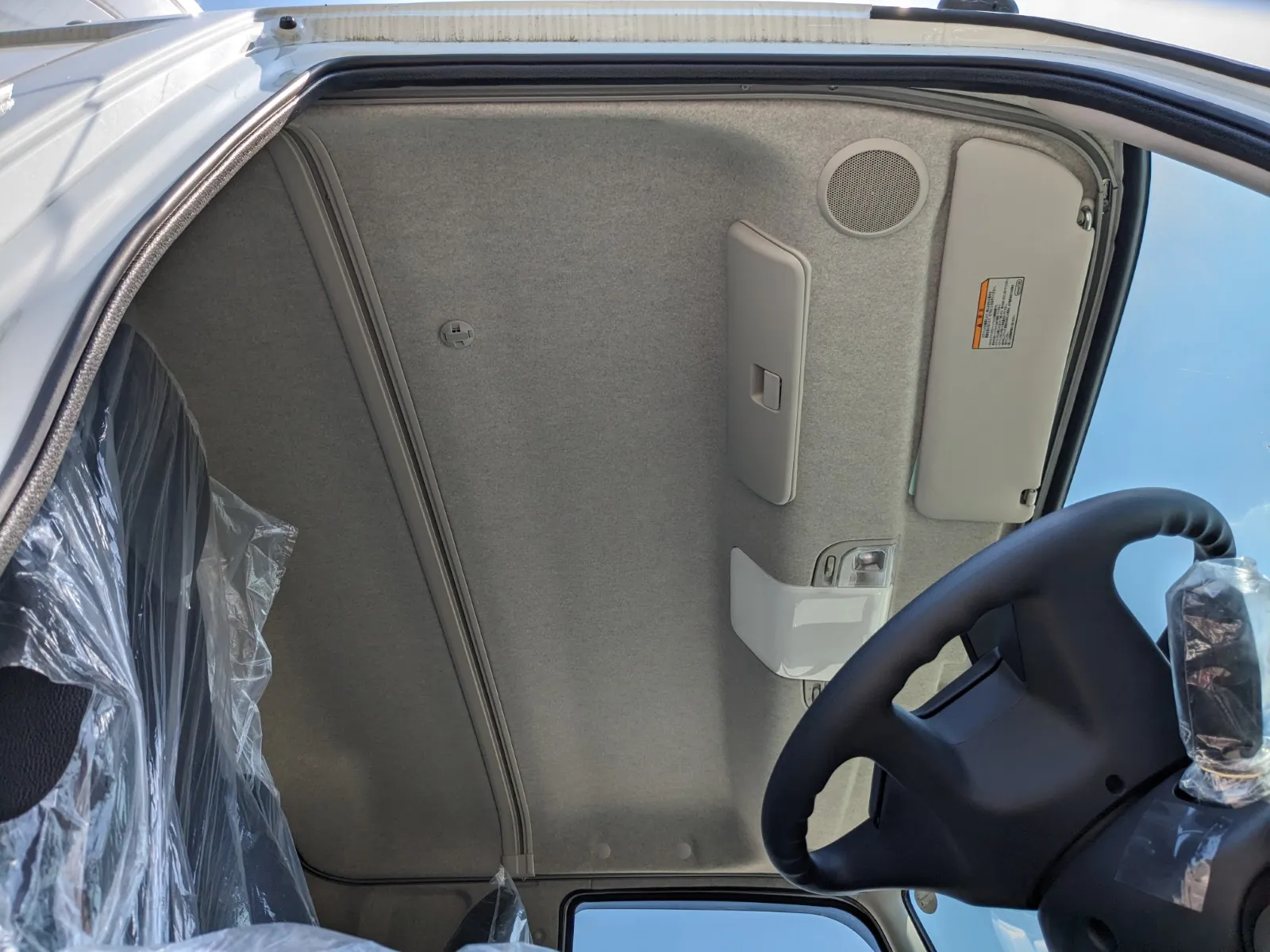 vehicle_image_20260714094335UuUGmQPICG.webp