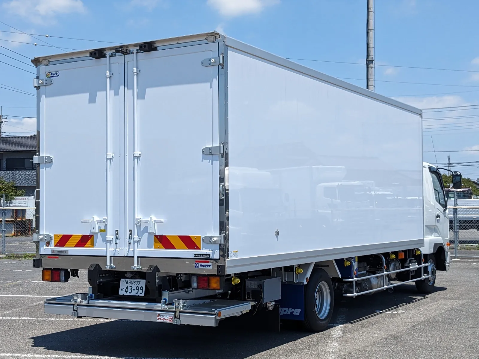 vehicle_image_20260713090311XBLsxaBgTz.webp
