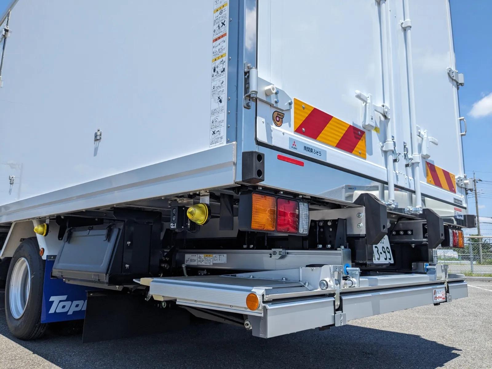 vehicle_image_20260713090312Xe03vQ3ZEC.webp