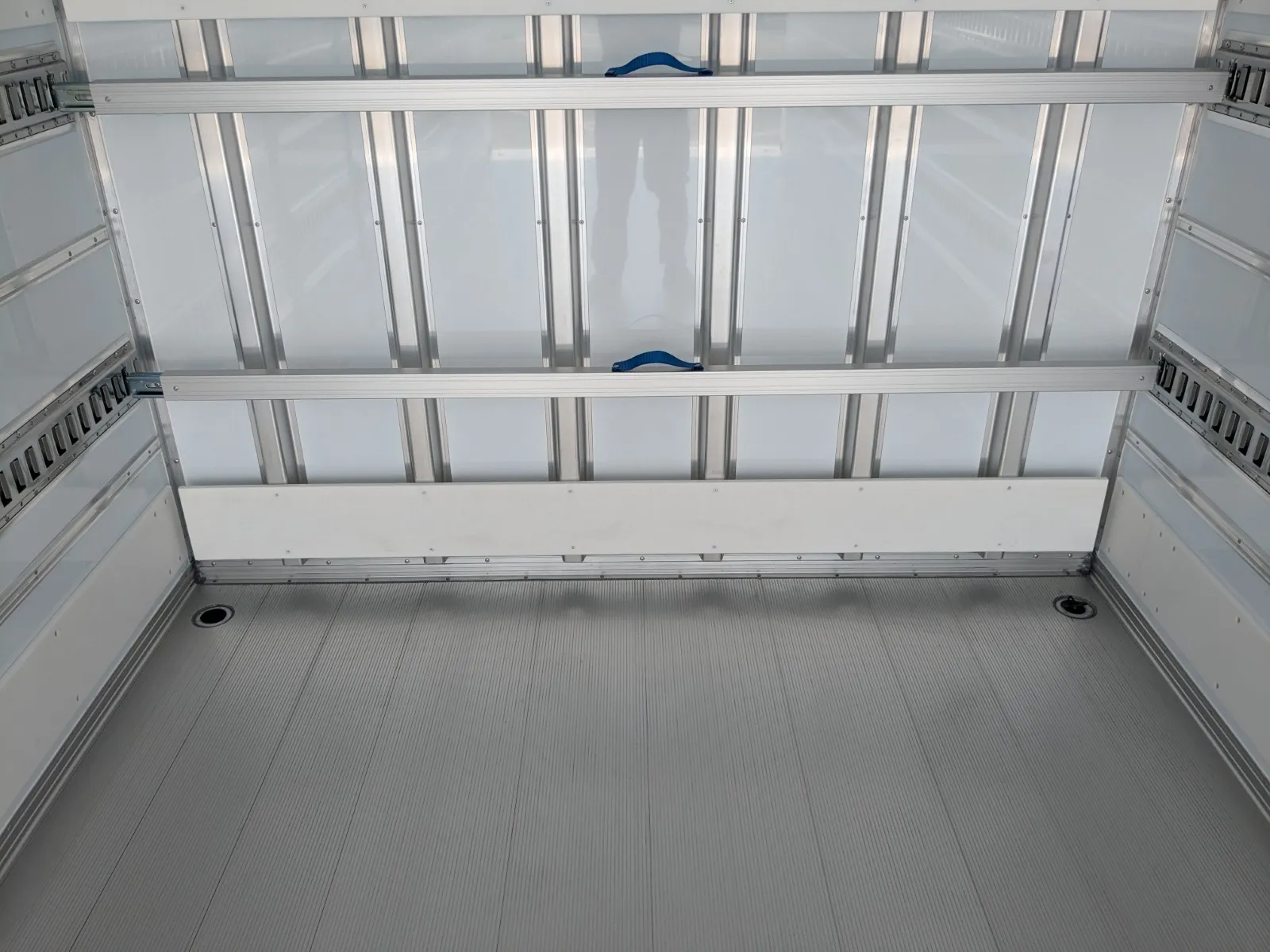 vehicle_image_20260713090317L5N0l8bkg4.webp