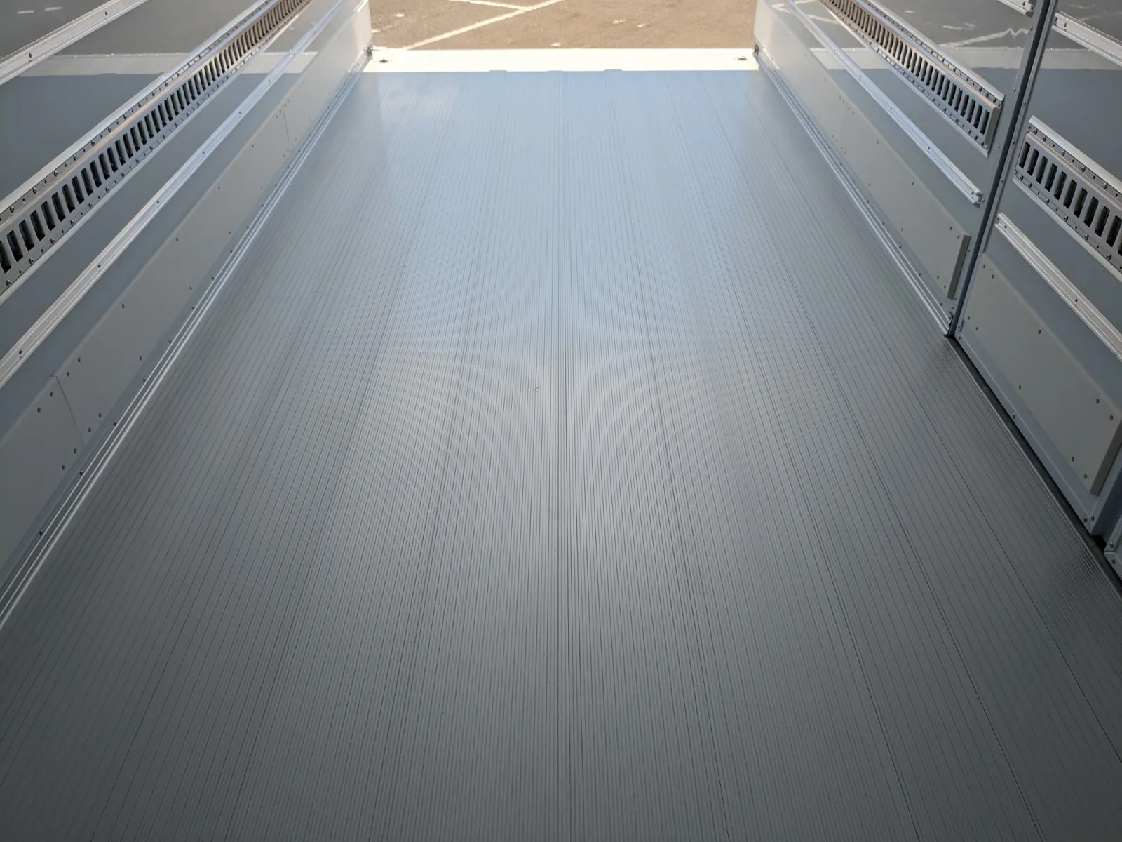 vehicle_image_20260713090319r79dmCIIXo.webp
