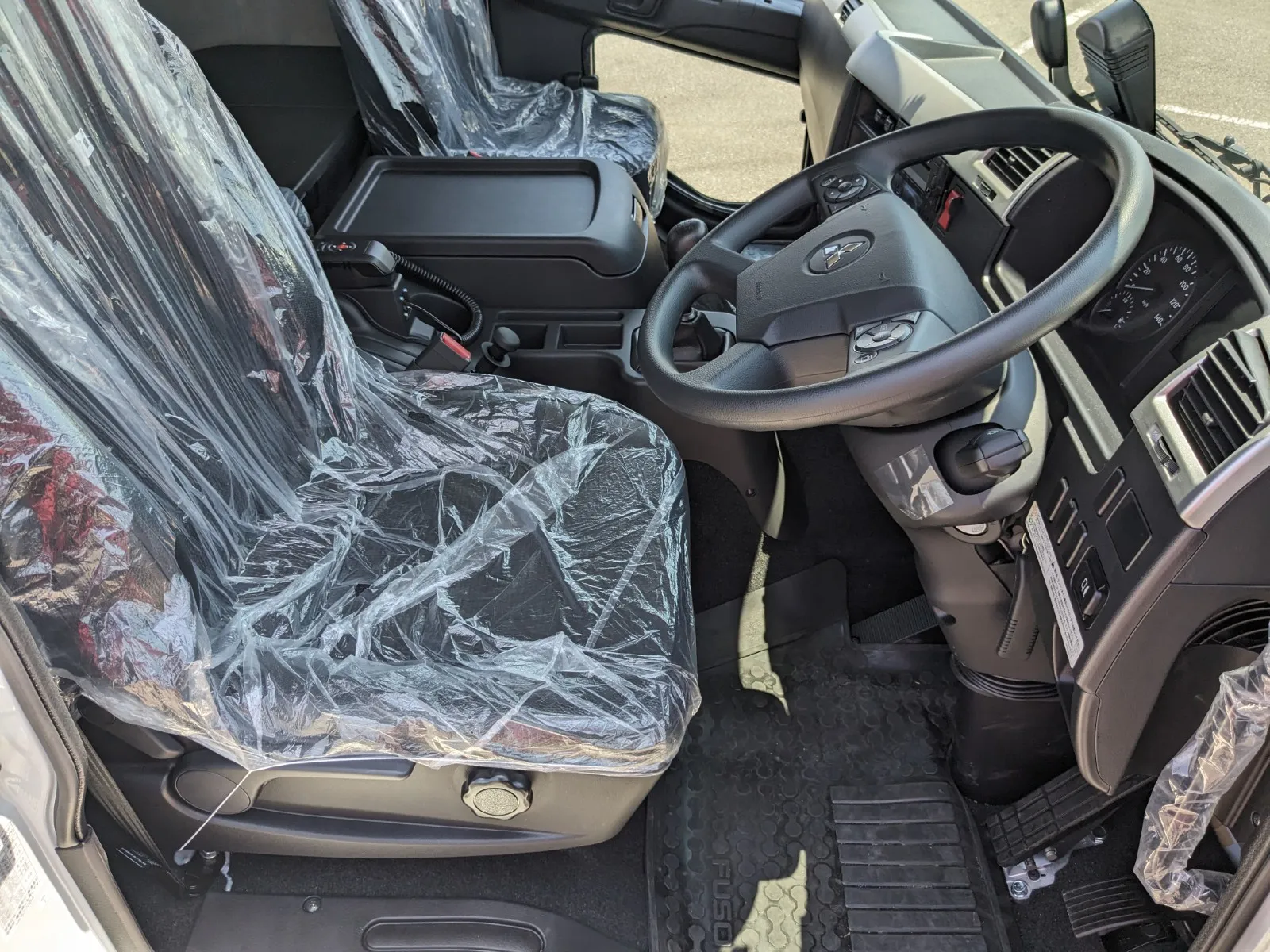 vehicle_image_20260713090325xiU8rmBTvc.webp