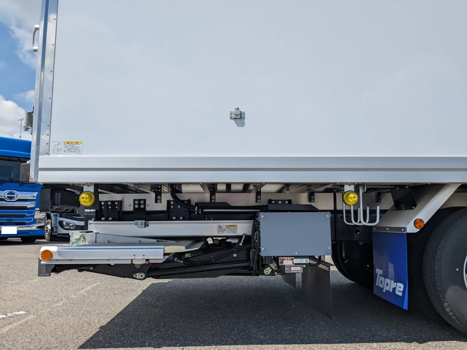 vehicle_image_20260713091349u5ogBHQ4Tt.webp