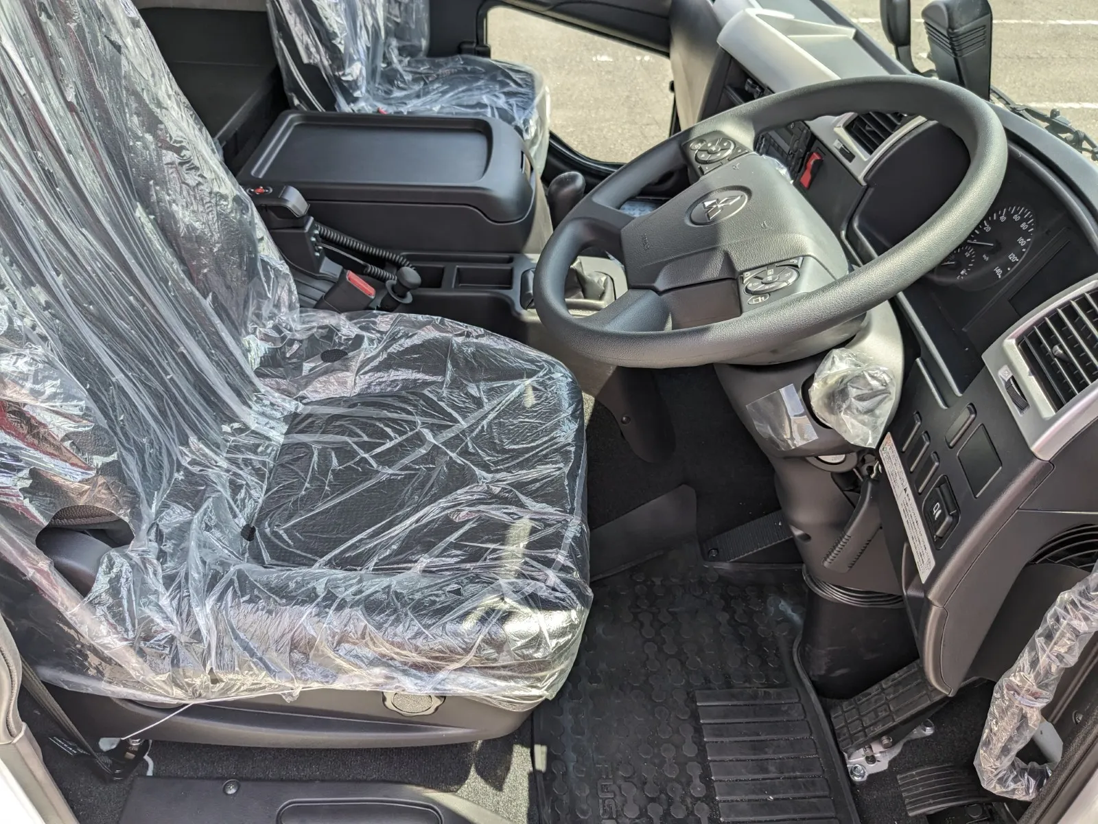 vehicle_image_20260713091350rga8xCW7IL.webp