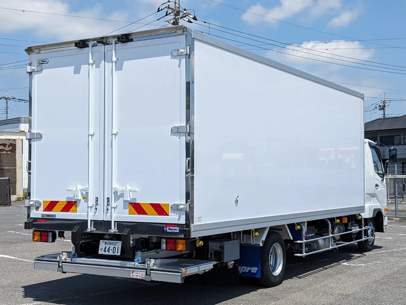 vehicle_image_20260714101222BzVN9NBUGG.webp