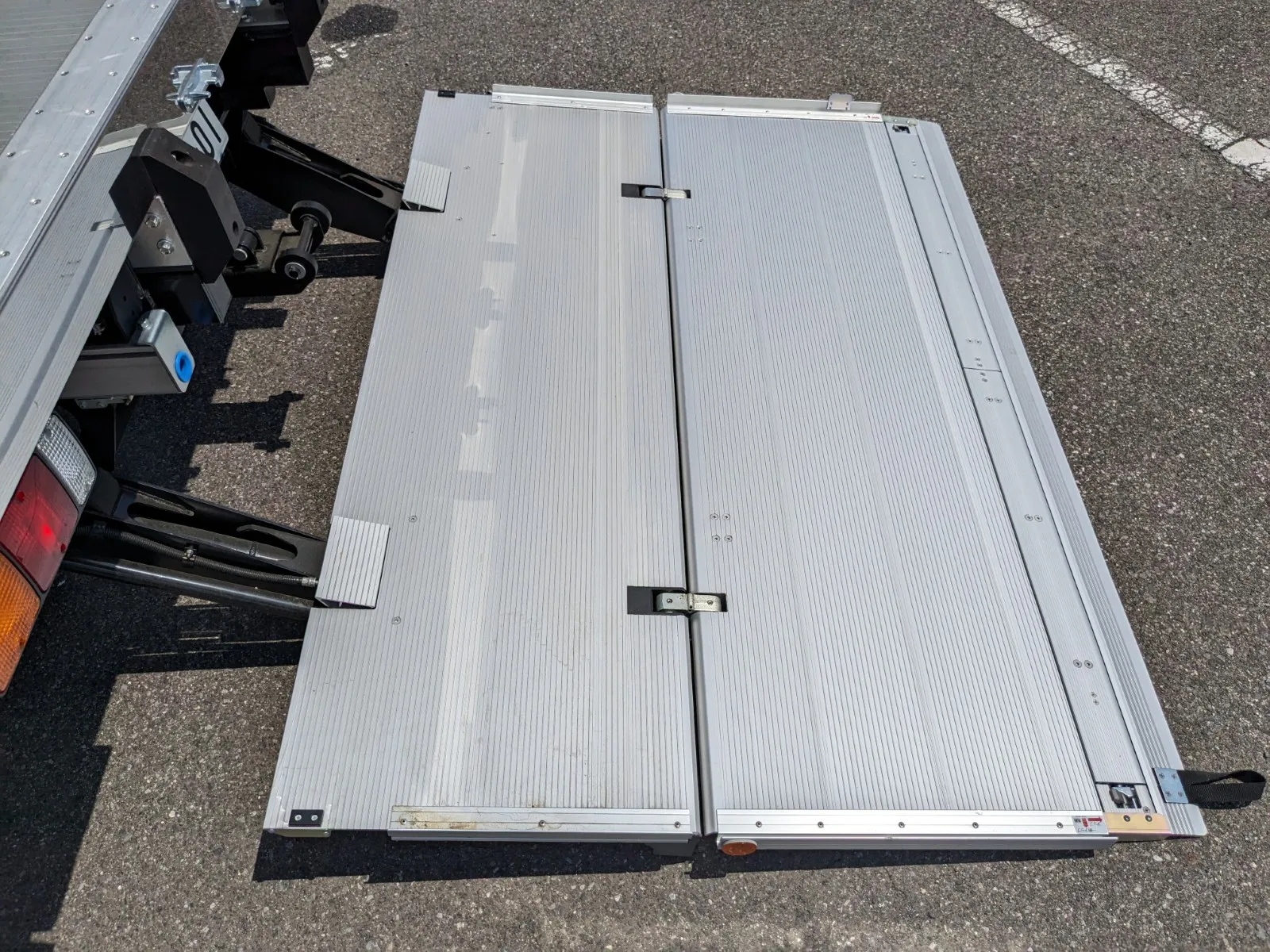 vehicle_image_20260714101224nKg39Pp28k.webp