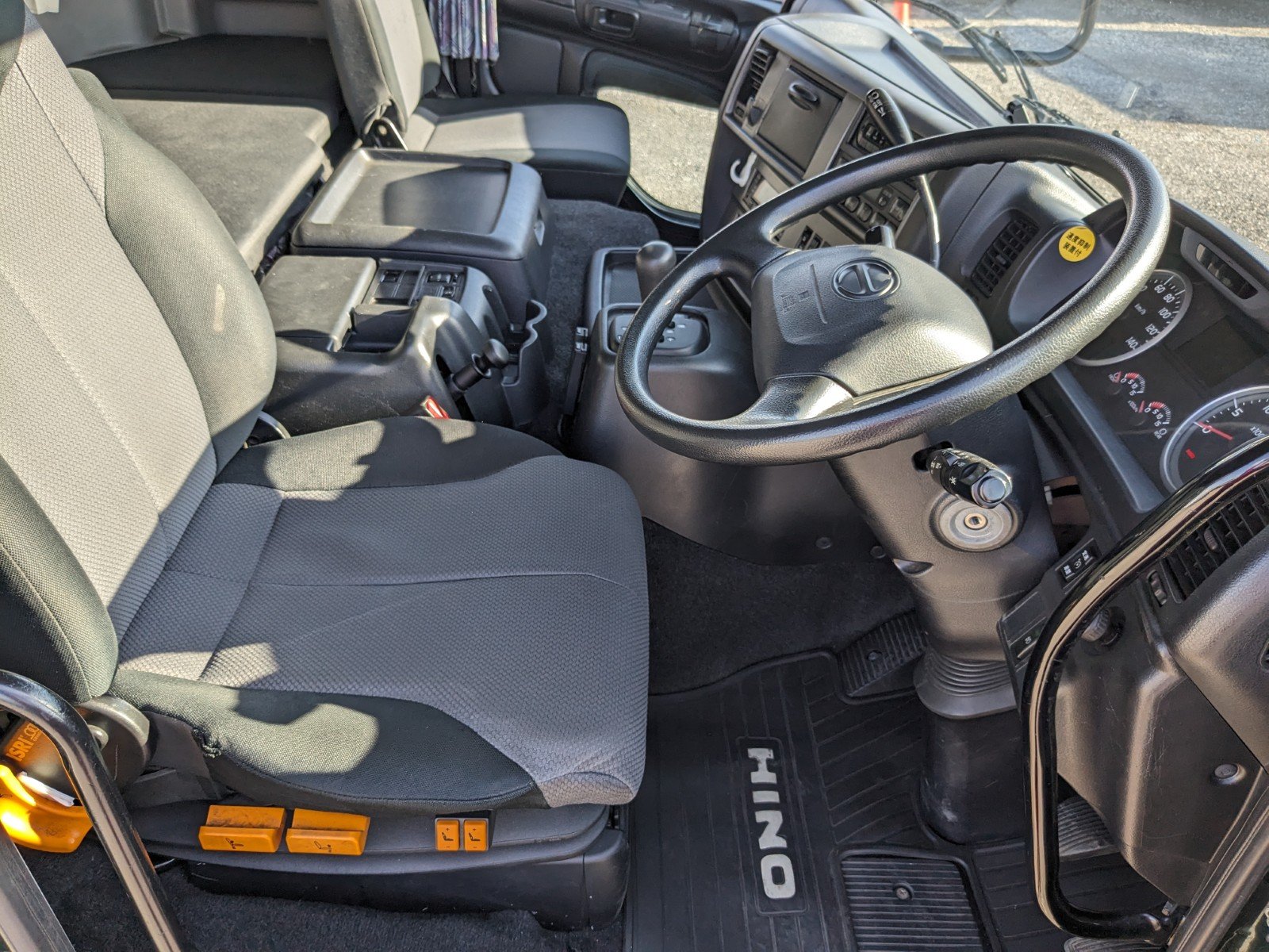 vehicle_image_20260519090909wtJMYmFUUK.jpg