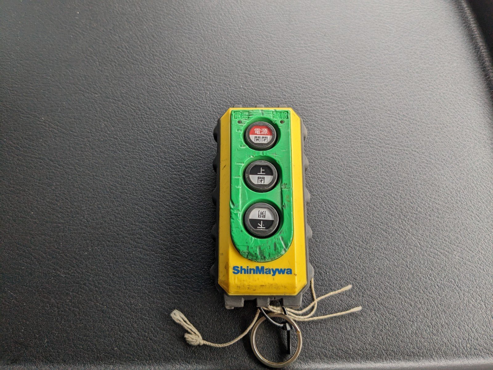vehicle_image_20260501111702HyqOgX2cTZ.jpg