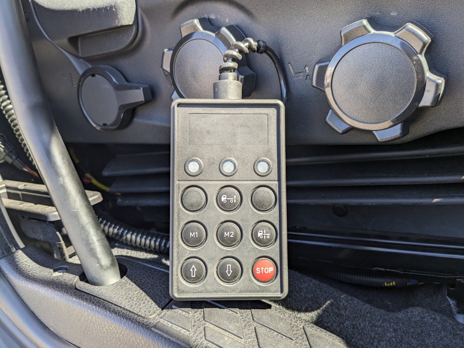 vehicle_image_202604231818389k9Y0sAU5s.jpg