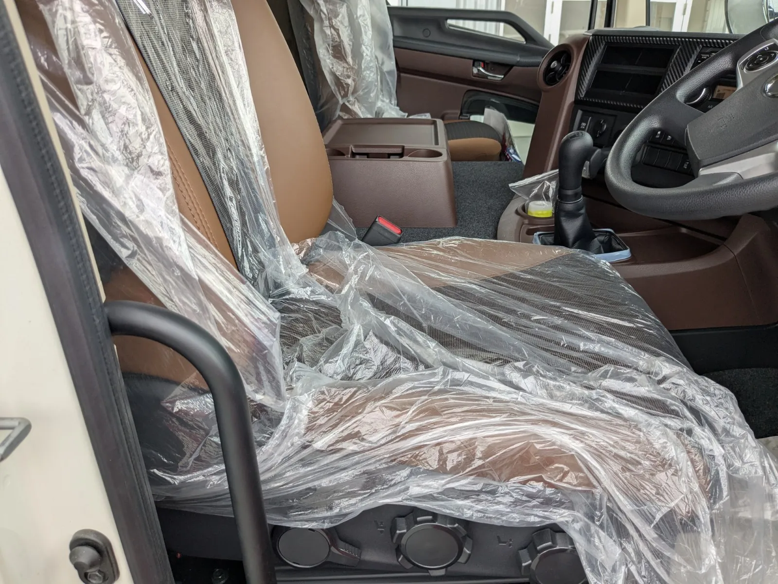 vehicle_image_202606191008109O8tbB7psH.webp