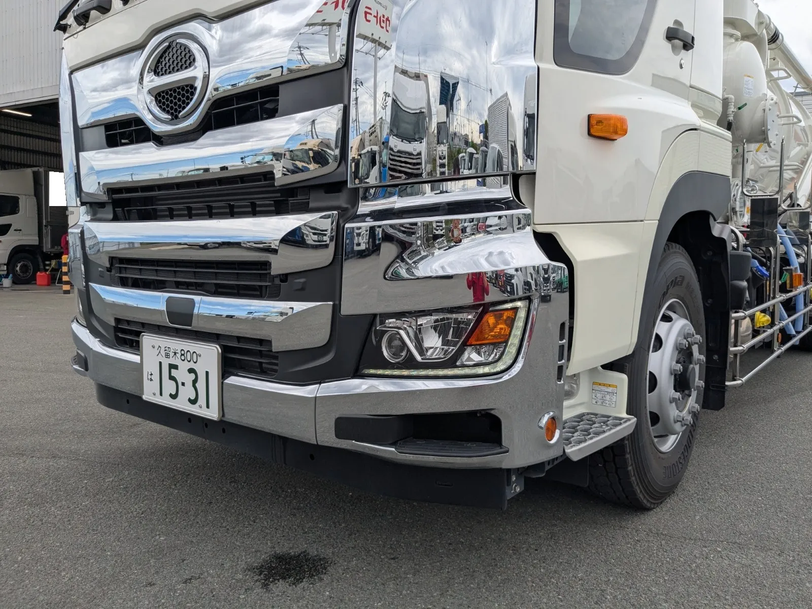 vehicle_image_20260619100810LGDrBXr1hH.webp