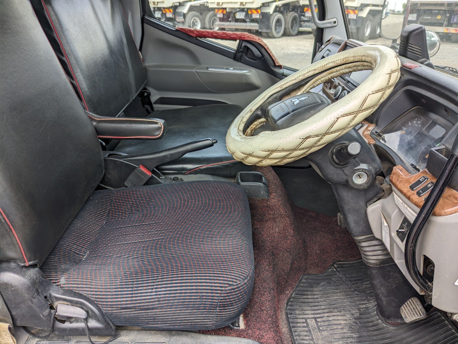vehicle_image_202605111111094VI0yrIp8O.jpg